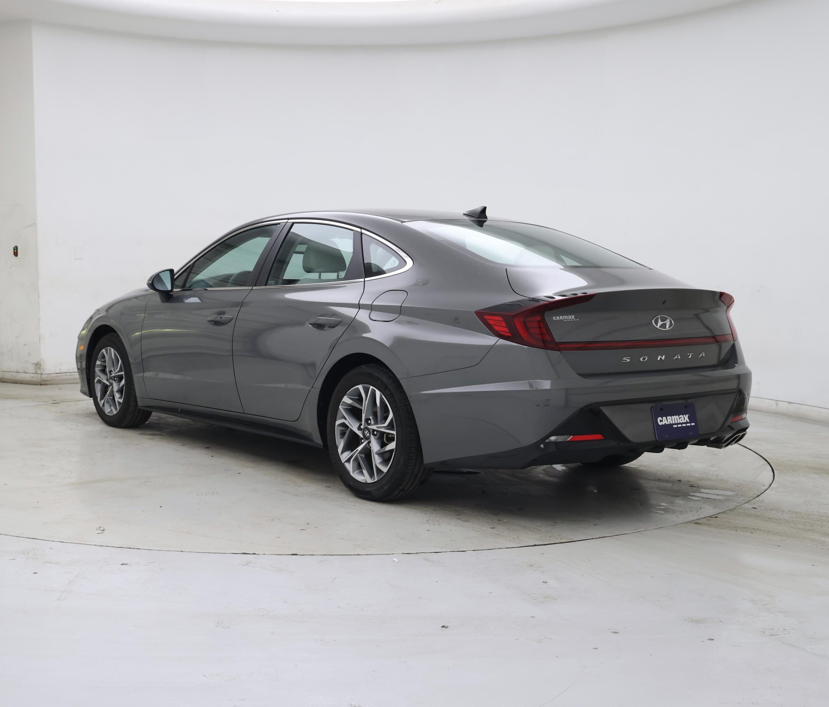 Thumbnail: 2023 Hyundai Sonata - 2