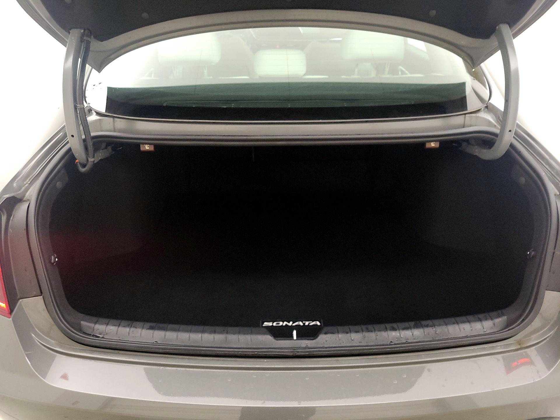 Thumbnail: 2023 Hyundai Sonata - 20