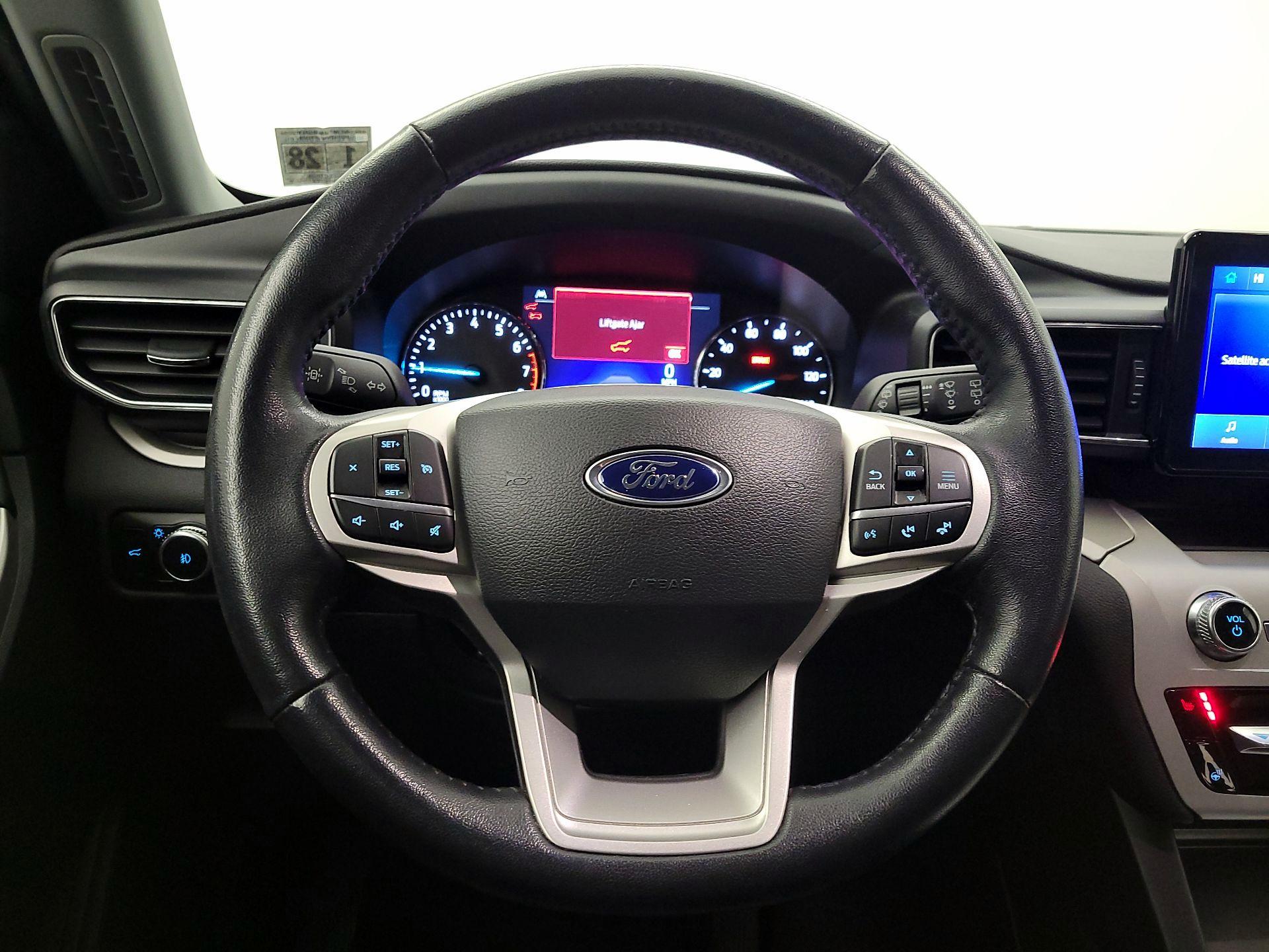 Thumbnail: 2023 Ford Explorer - 10