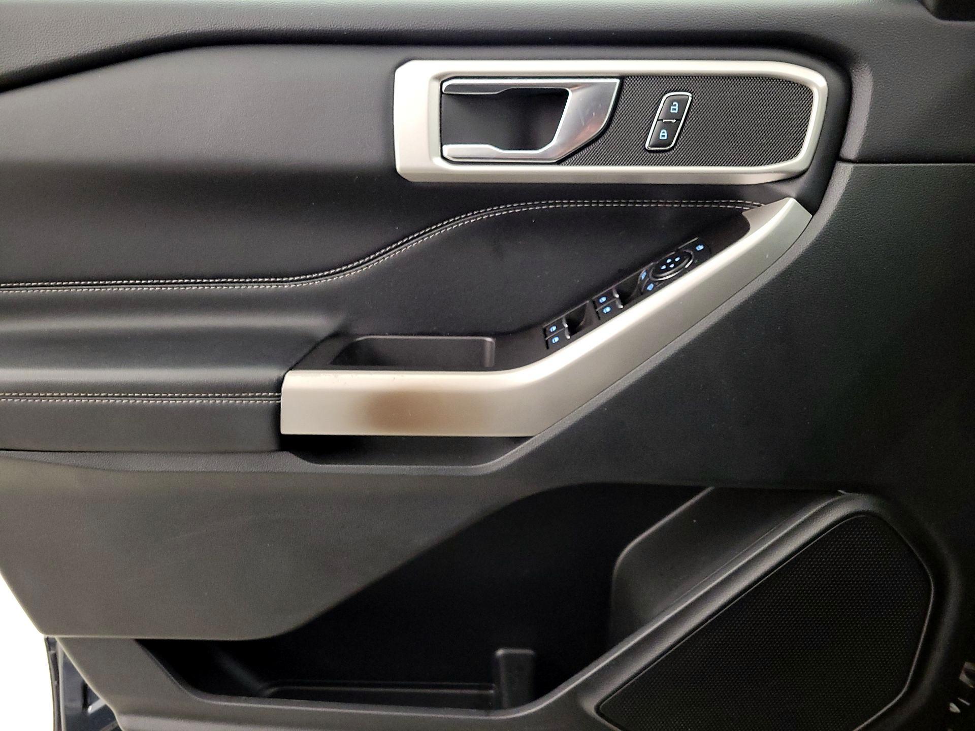 Thumbnail: 2023 Ford Explorer - 12