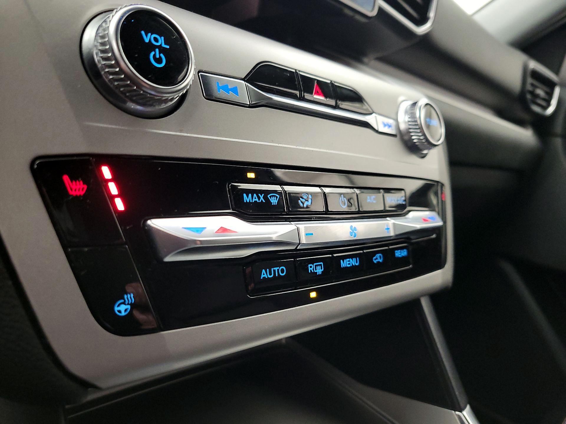 Thumbnail: 2023 Ford Explorer - 16