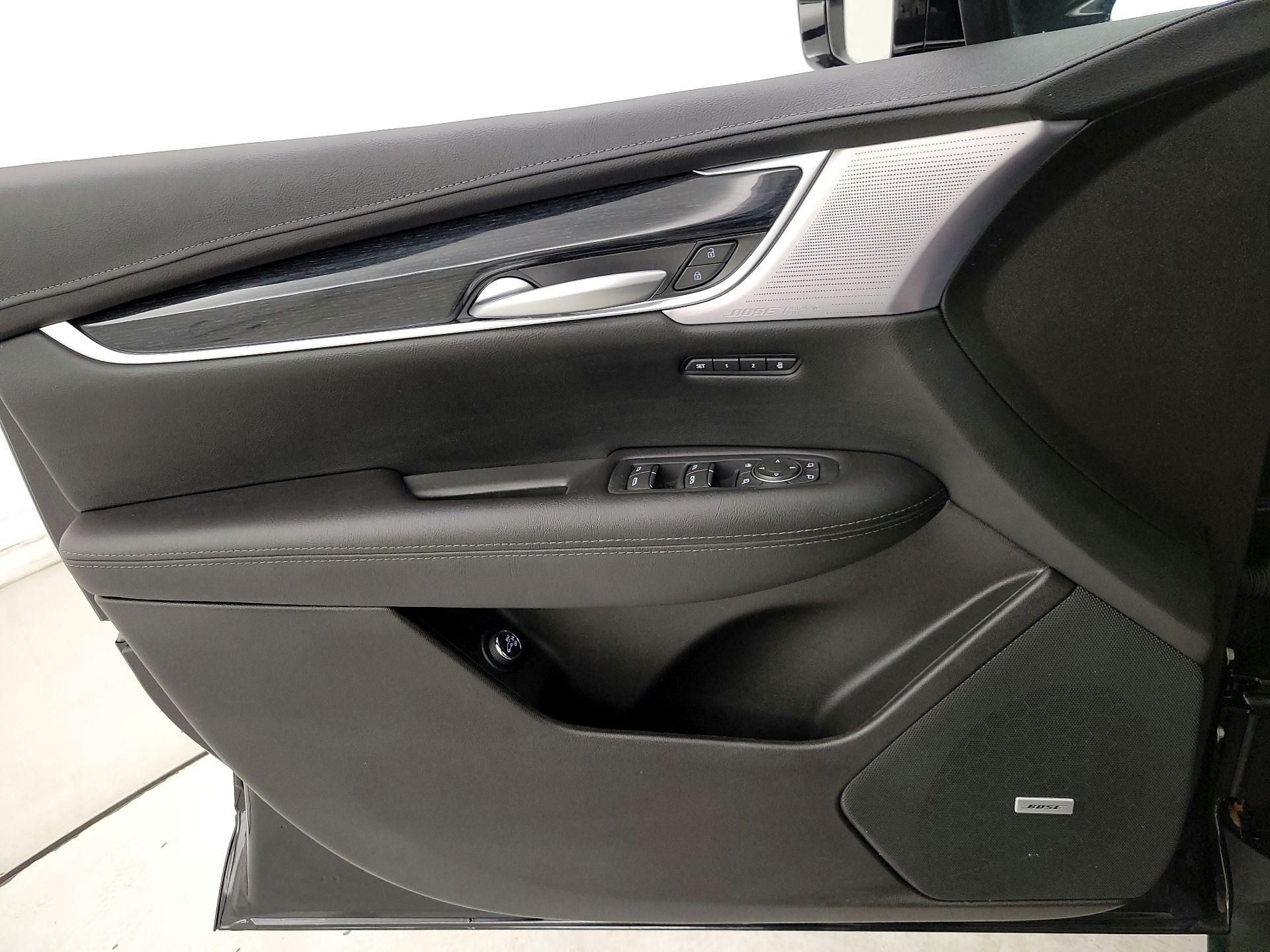 Thumbnail: 2025 Cadillac XT5 - 12