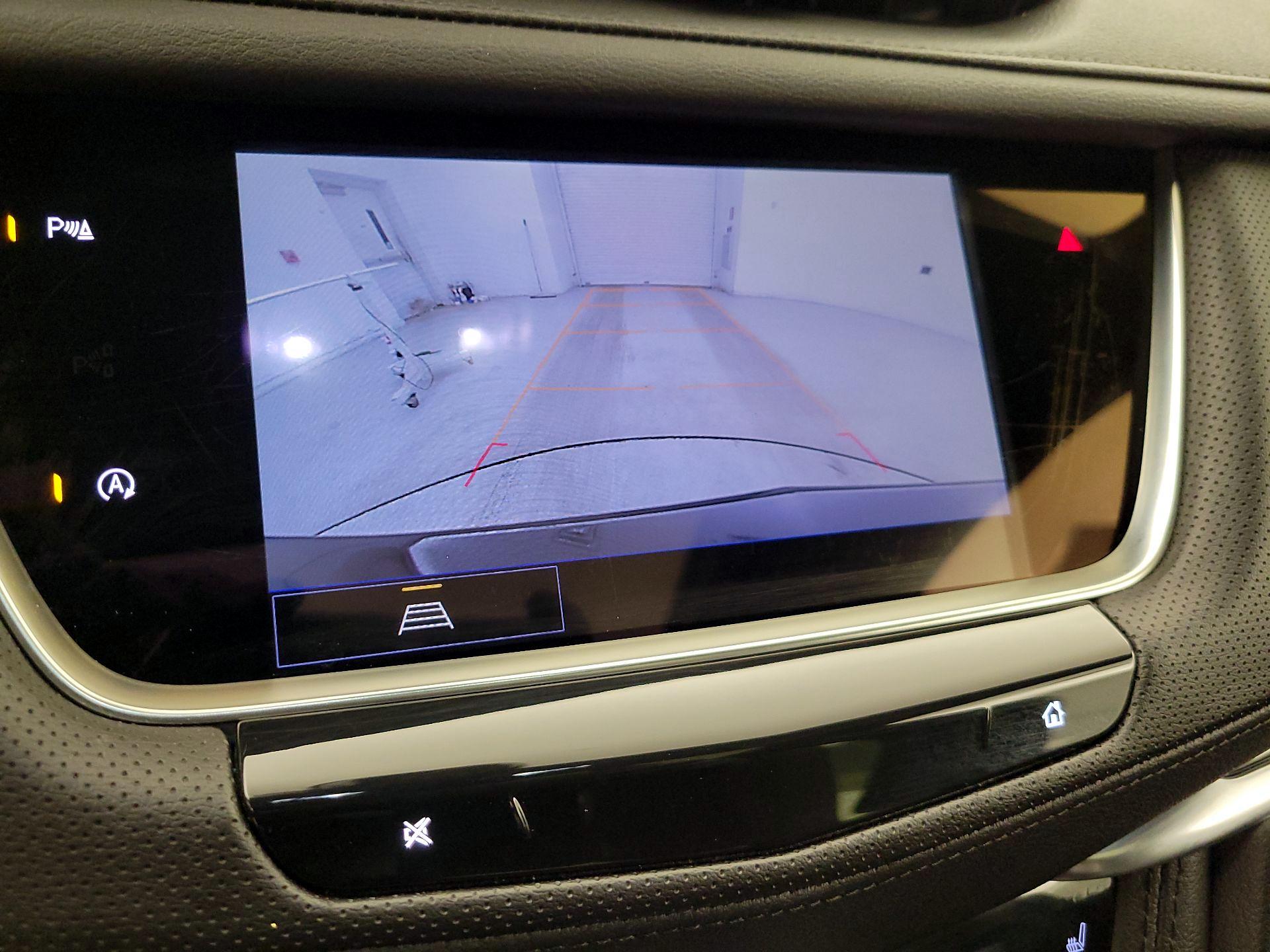 Thumbnail: 2025 Cadillac XT5 - 15