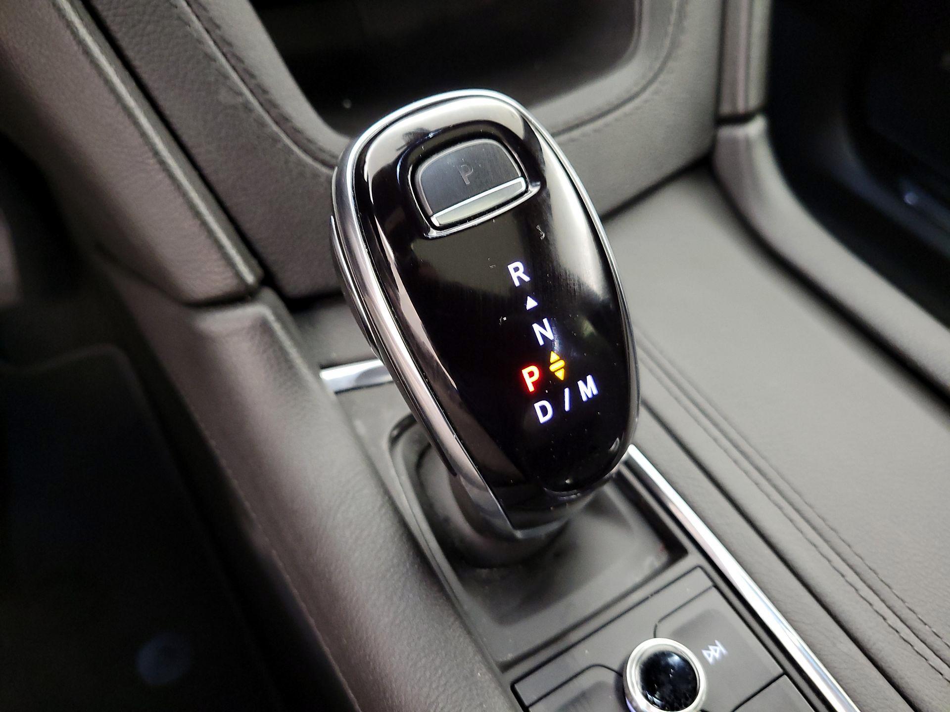 Thumbnail: 2025 Cadillac XT5 - 18