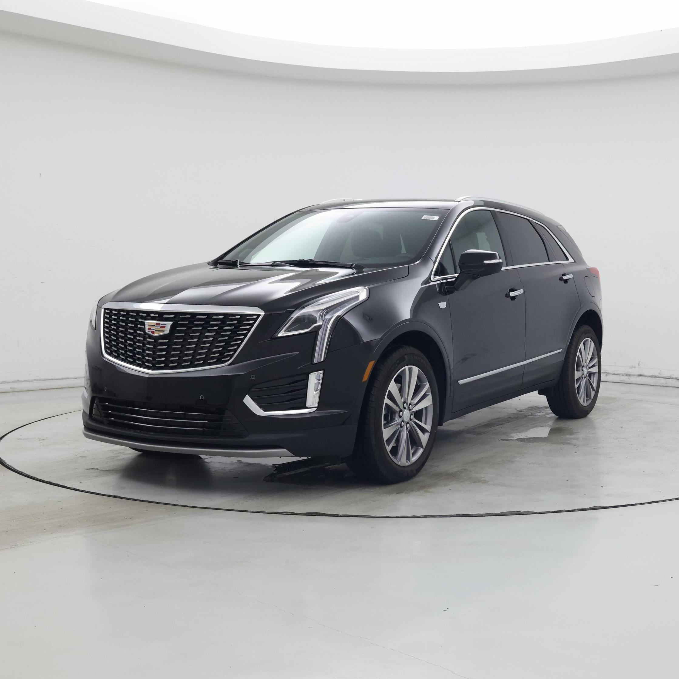 Thumbnail: 2025 Cadillac XT5 - 4