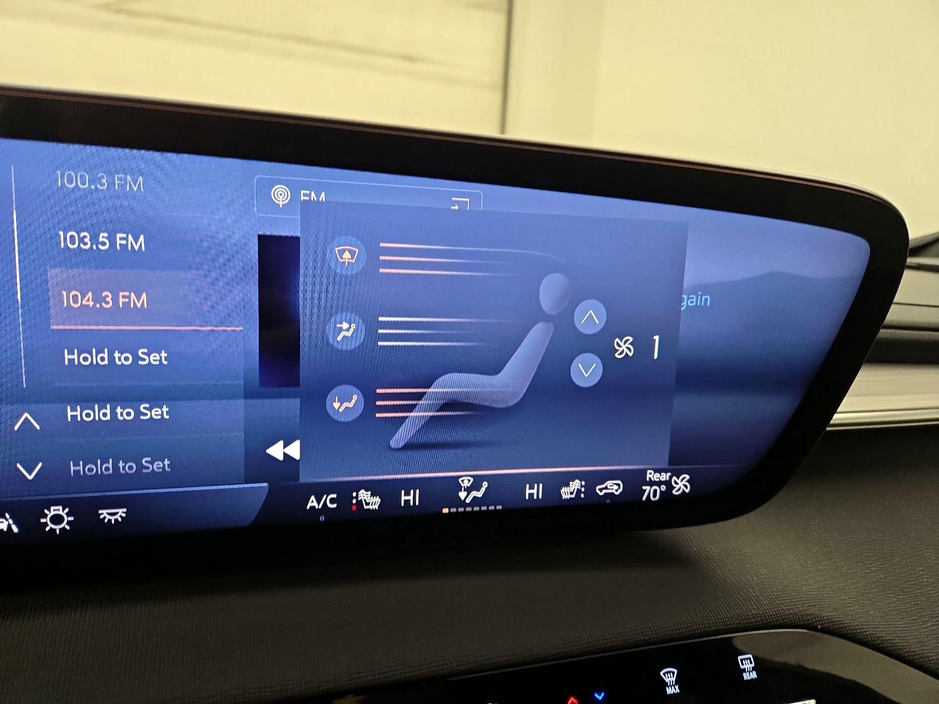 Thumbnail: 2025 Buick Enclave - 17