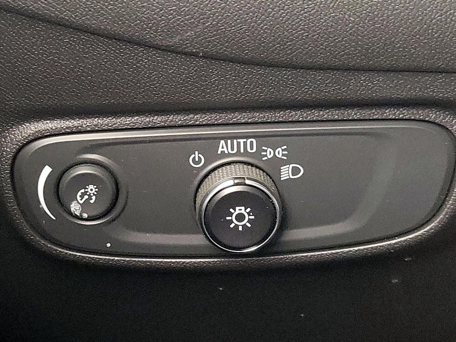 Thumbnail: 2023 Chevrolet Equinox - 13