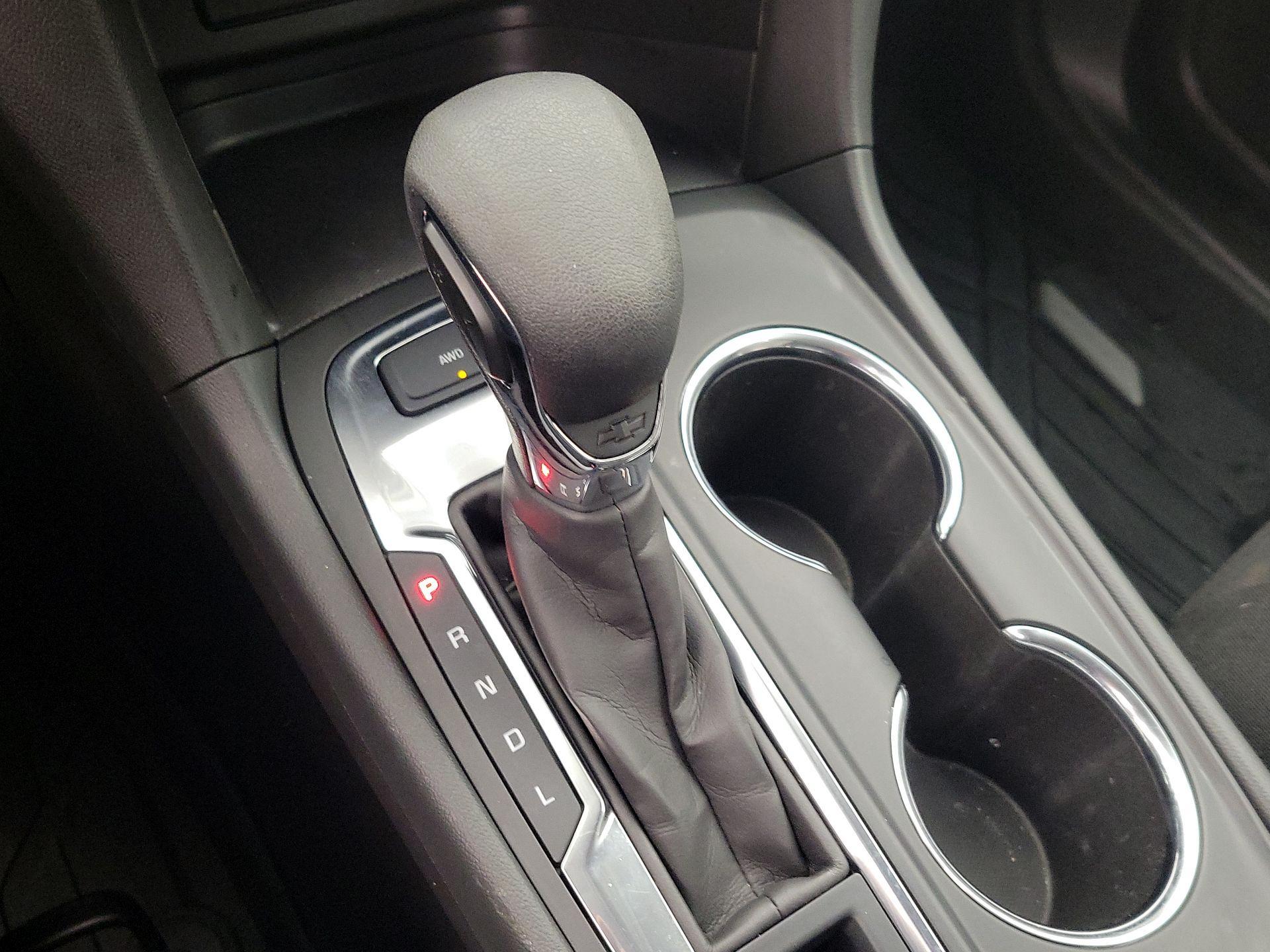 Thumbnail: 2023 Chevrolet Equinox - 17