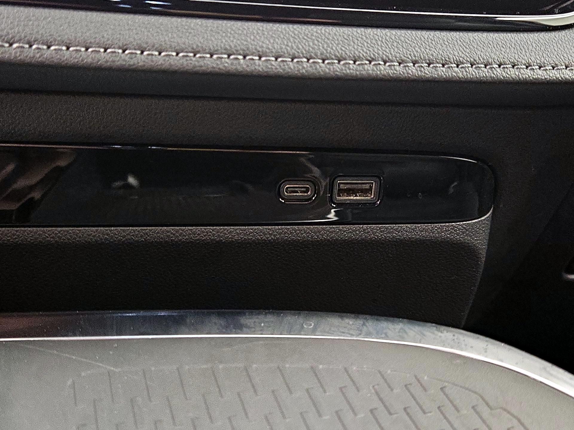 Thumbnail: 2025 Buick Enclave - 18