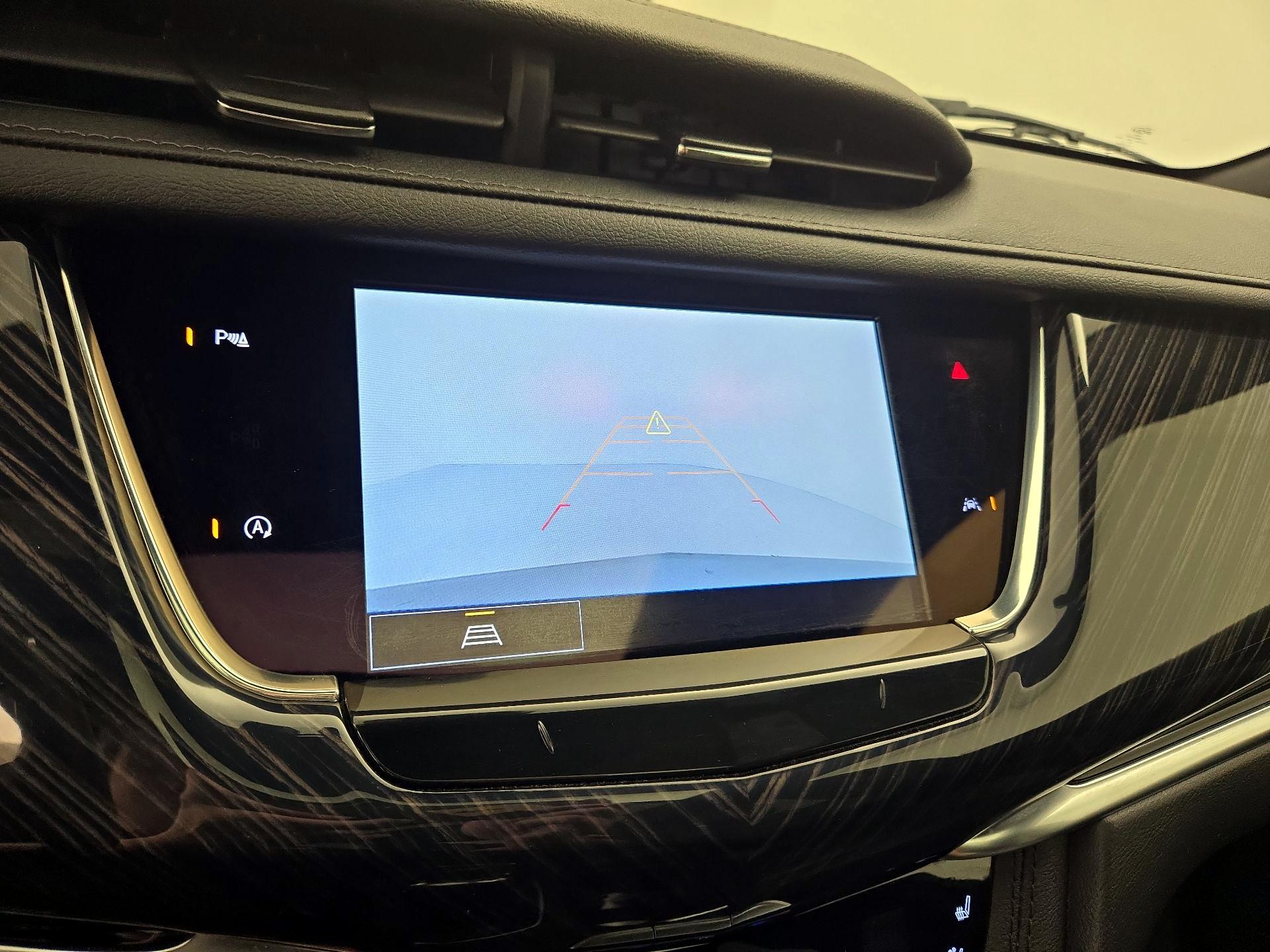 Thumbnail: 2025 Cadillac XT6 - 15