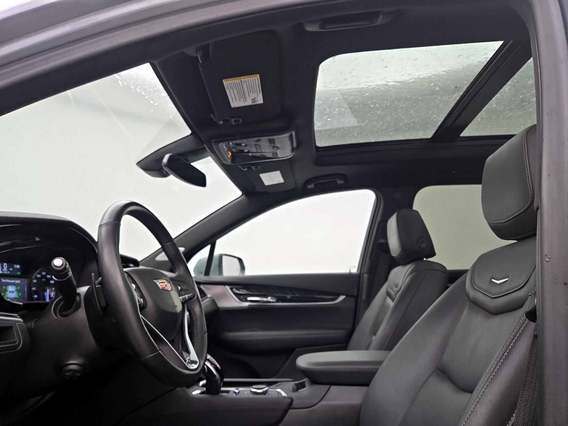 Thumbnail: 2025 Cadillac XT6 - 20