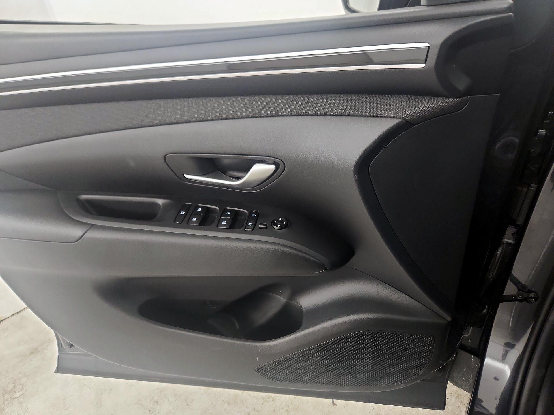 Thumbnail: 2023 Hyundai Tucson - 12