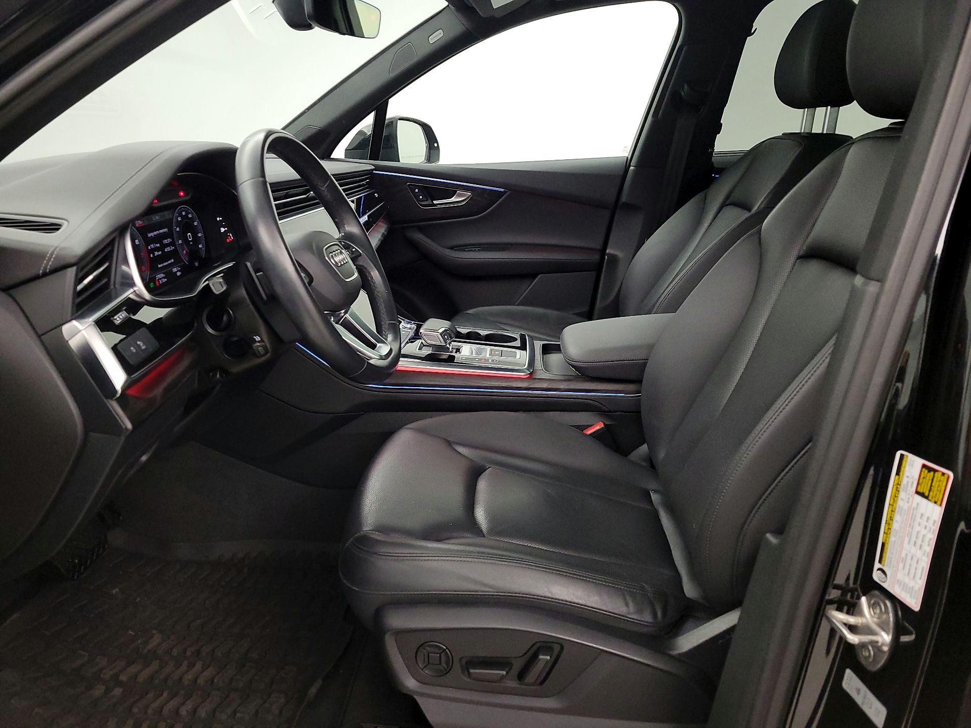 Thumbnail: 2023 Audi Q7 - 11