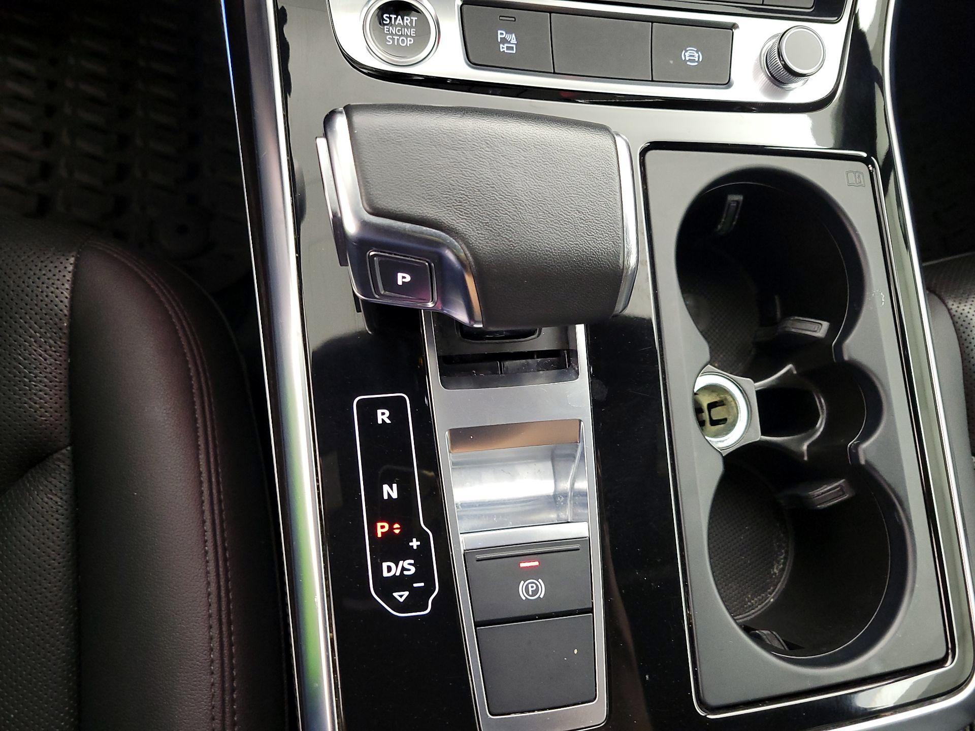 Thumbnail: 2023 Audi Q7 - 18