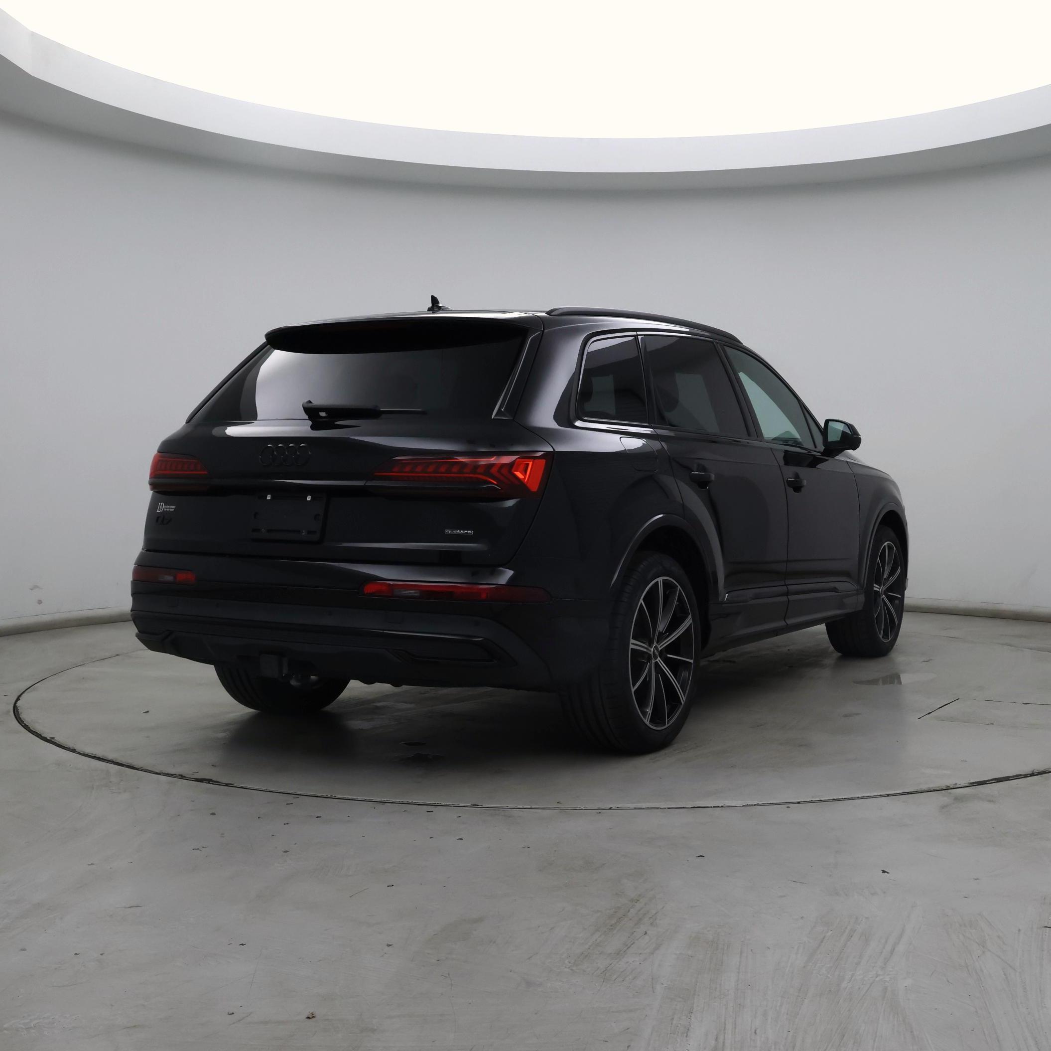 Thumbnail: 2023 Audi Q7 - 8