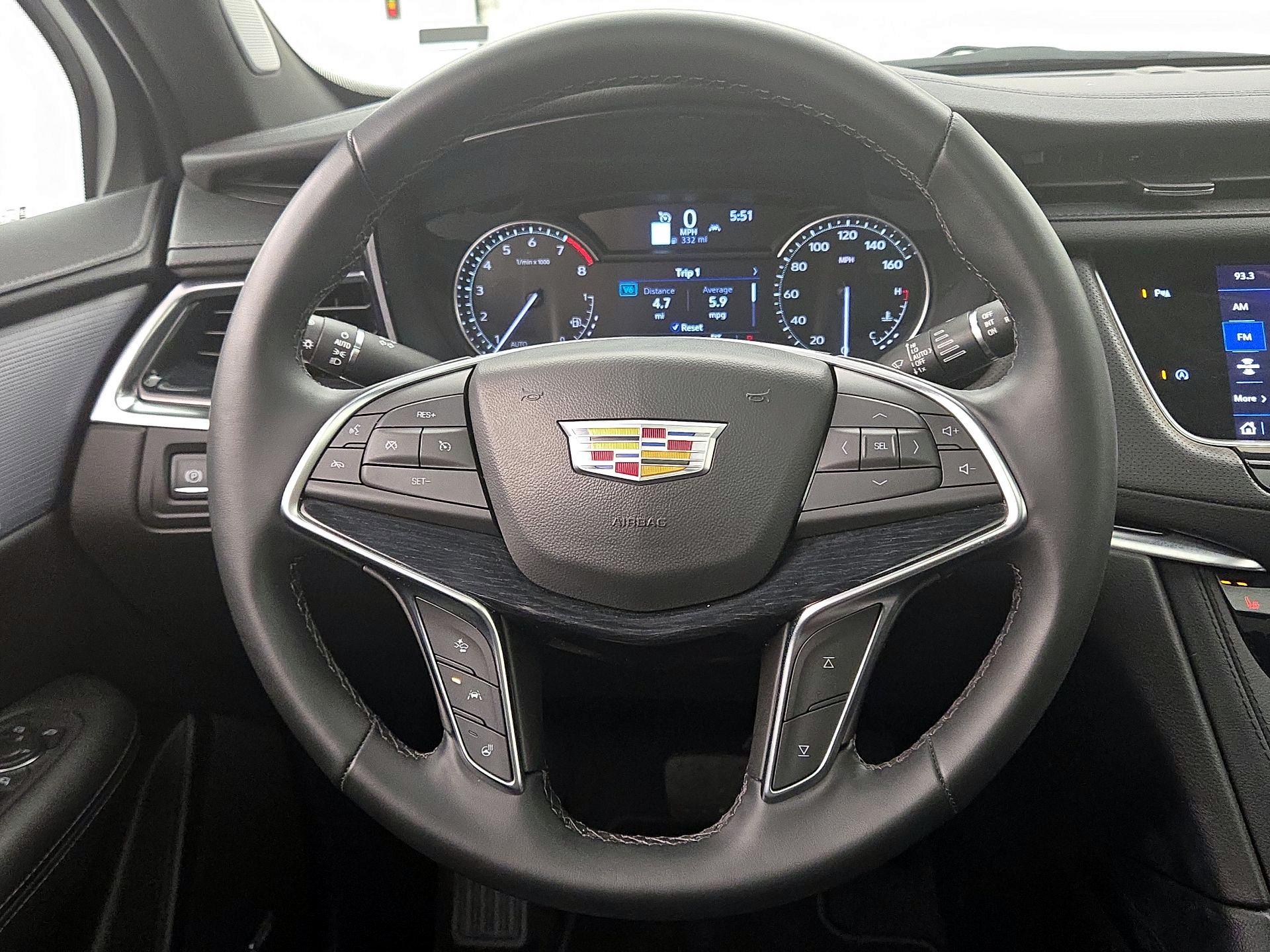 Thumbnail: 2025 Cadillac XT5 - 10