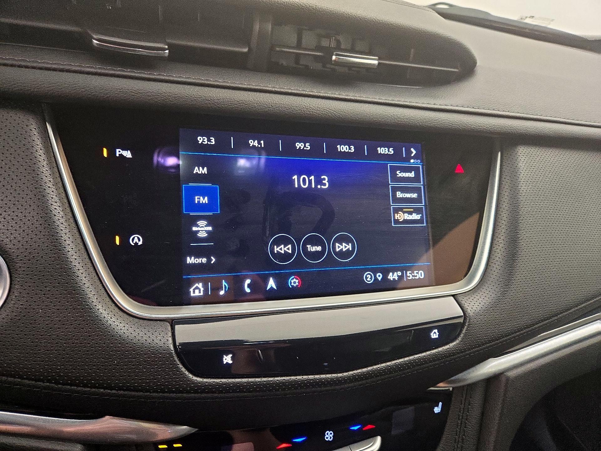 Thumbnail: 2025 Cadillac XT5 - 16