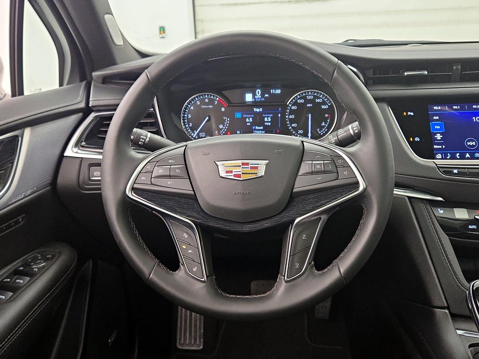 Thumbnail: 2025 Cadillac XT5 - 10