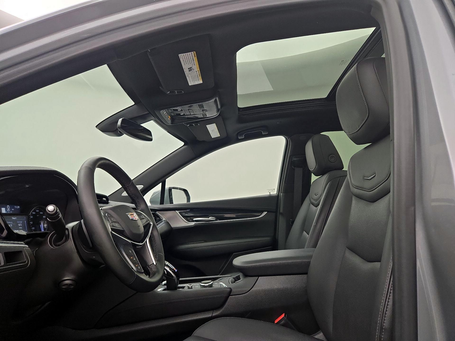 Thumbnail: 2025 Cadillac XT5 - 20