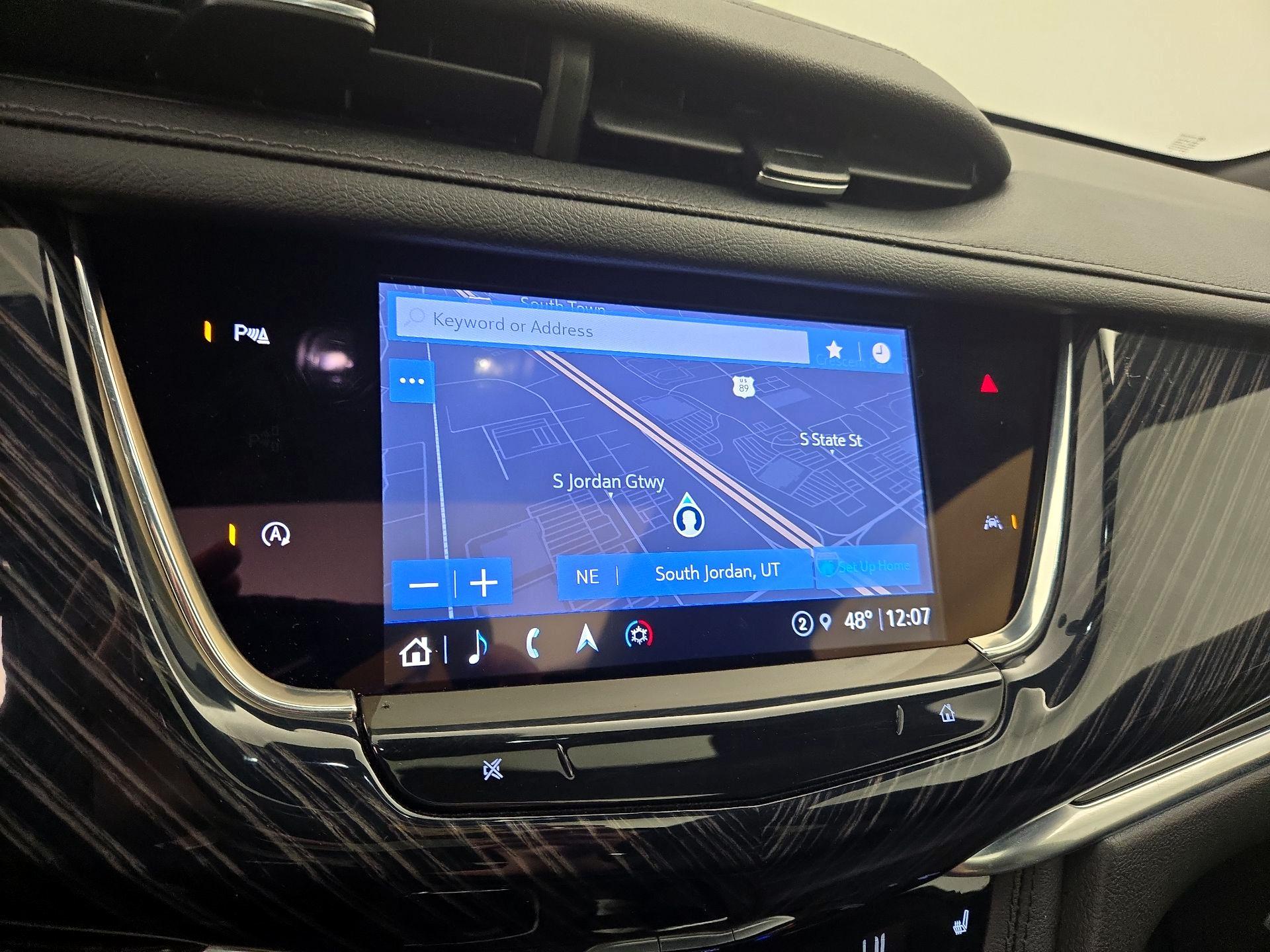 Thumbnail: 2025 Cadillac XT6 - 14