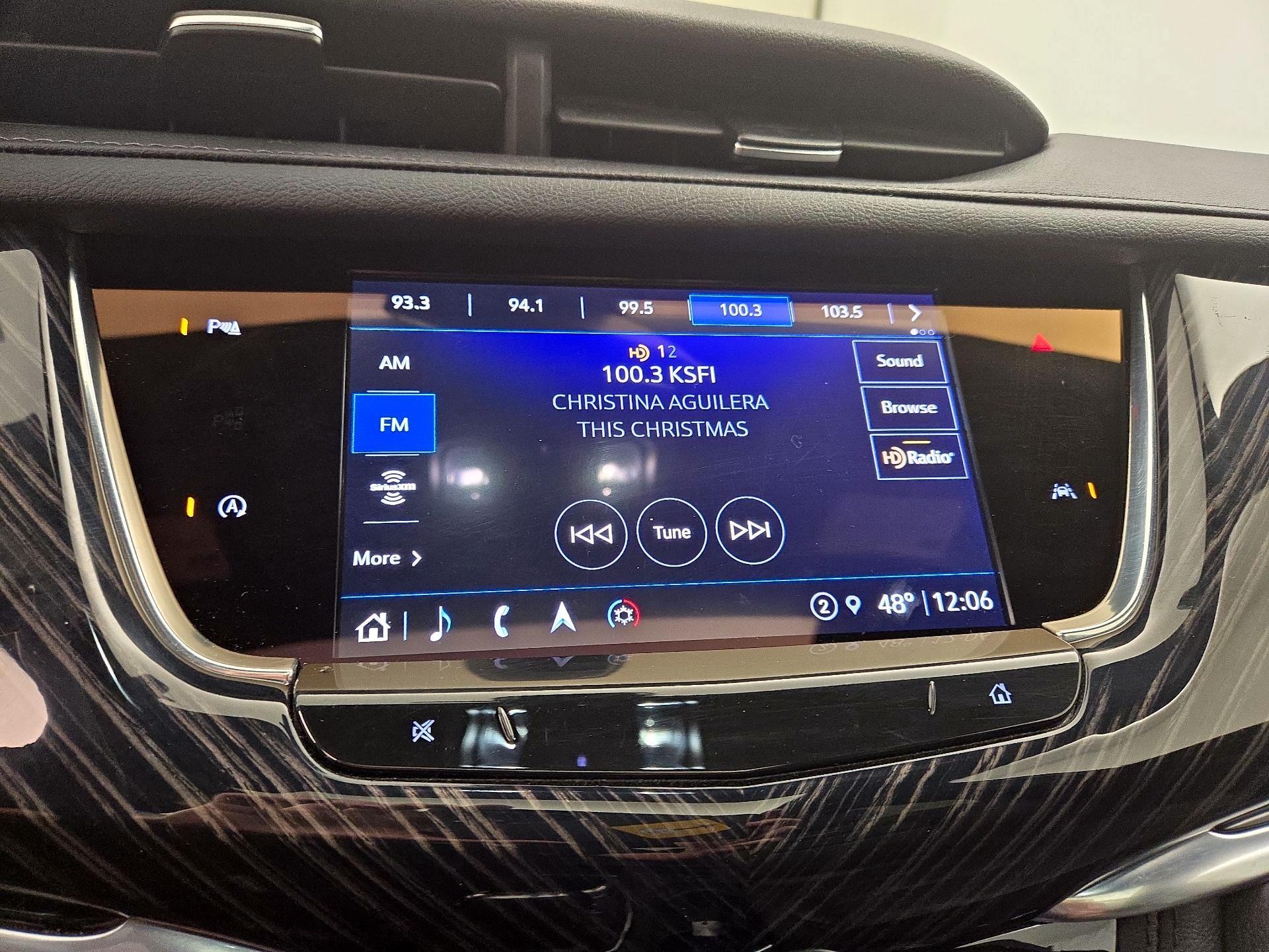 Thumbnail: 2025 Cadillac XT6 - 16