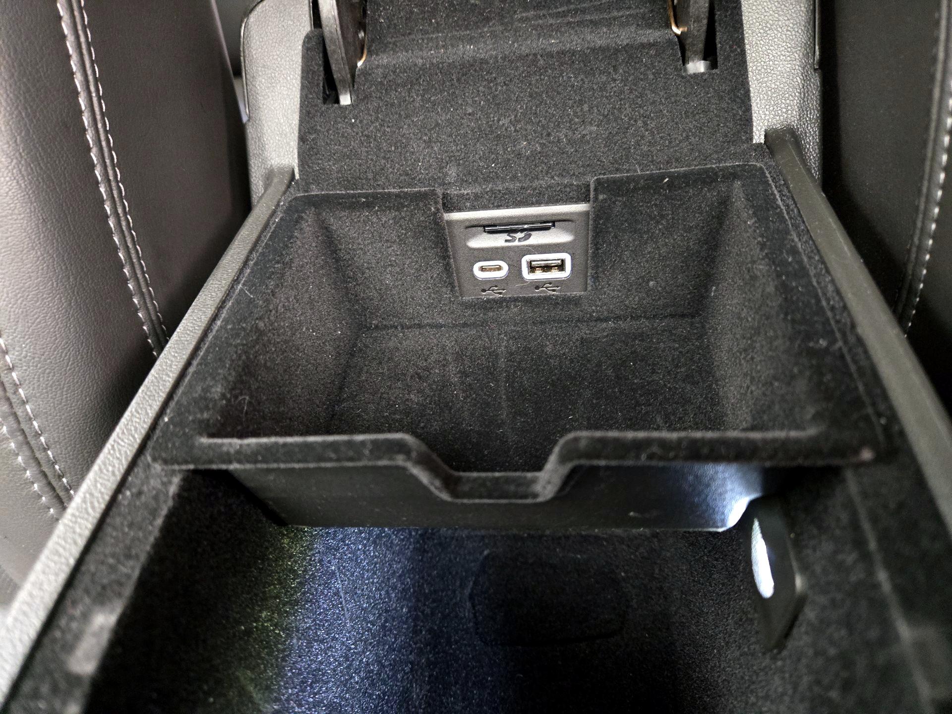 Thumbnail: 2025 Cadillac XT6 - 19