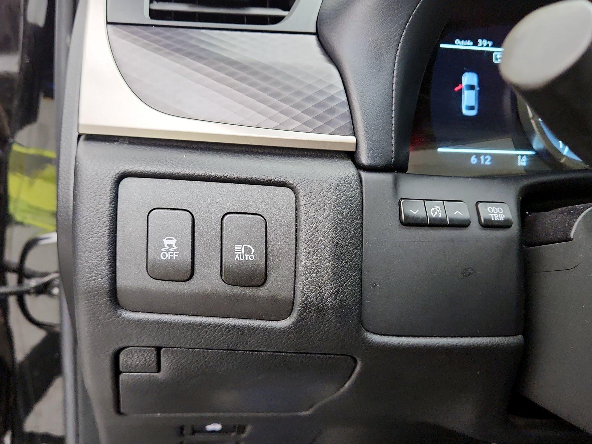 Thumbnail: 2018 Lexus GS - 13