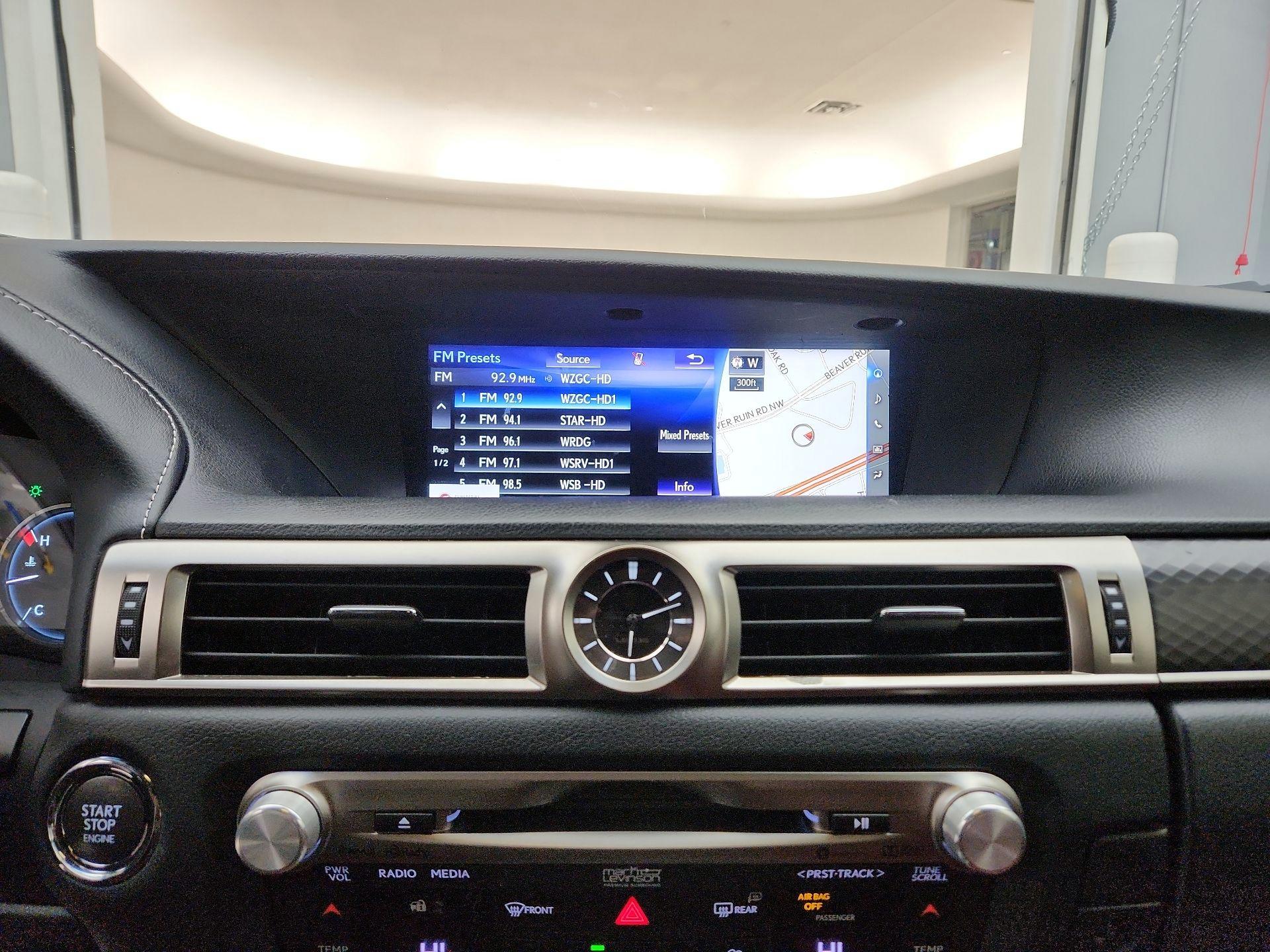 Thumbnail: 2018 Lexus GS - 16