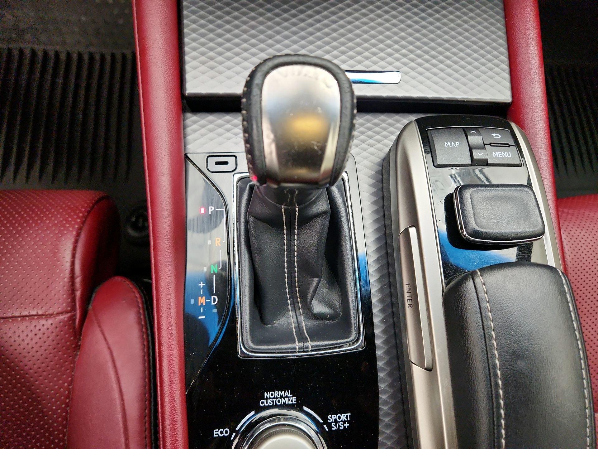 Thumbnail: 2018 Lexus GS - 18