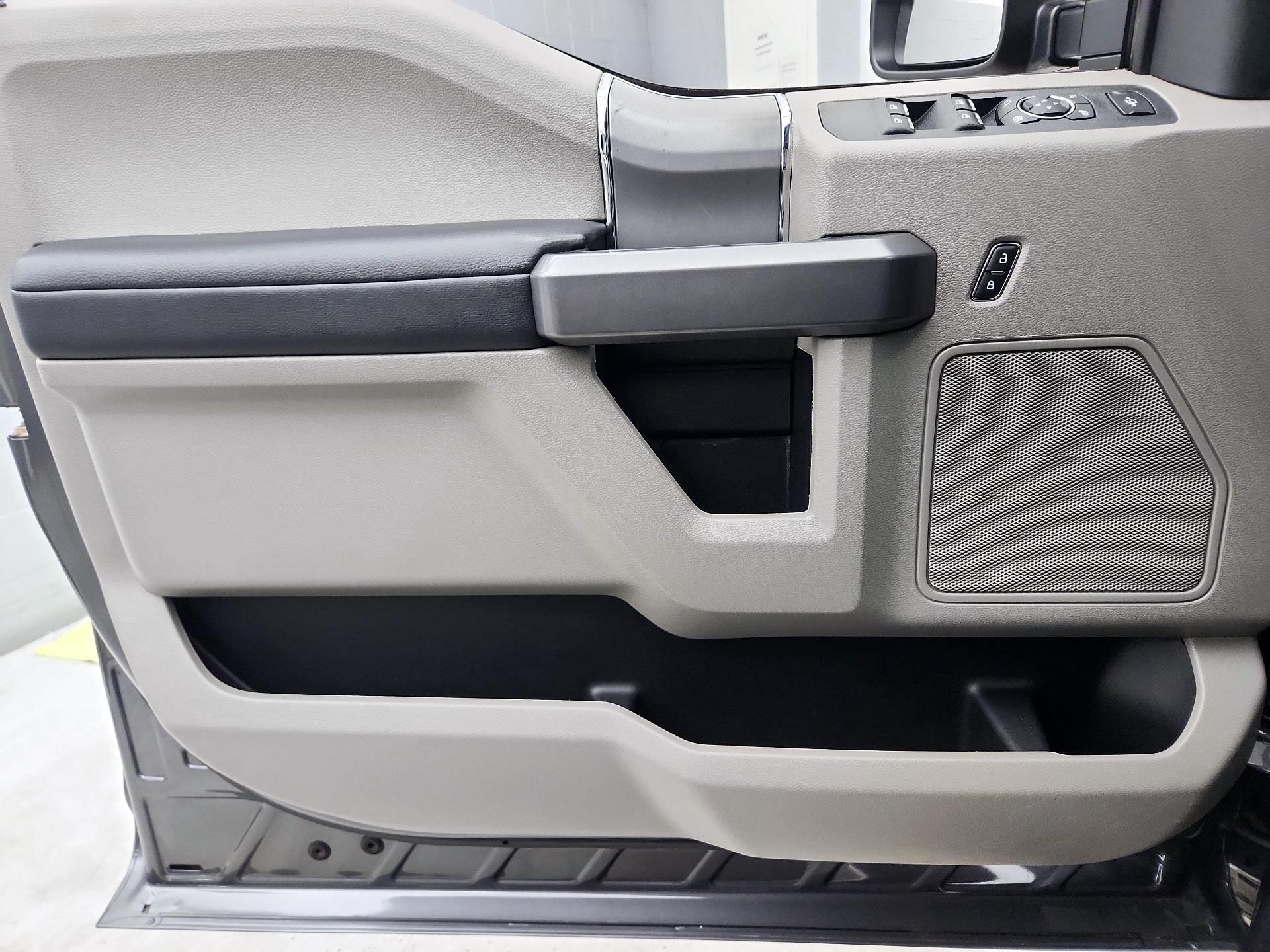 Thumbnail: 2021 Ford F-250 - 12