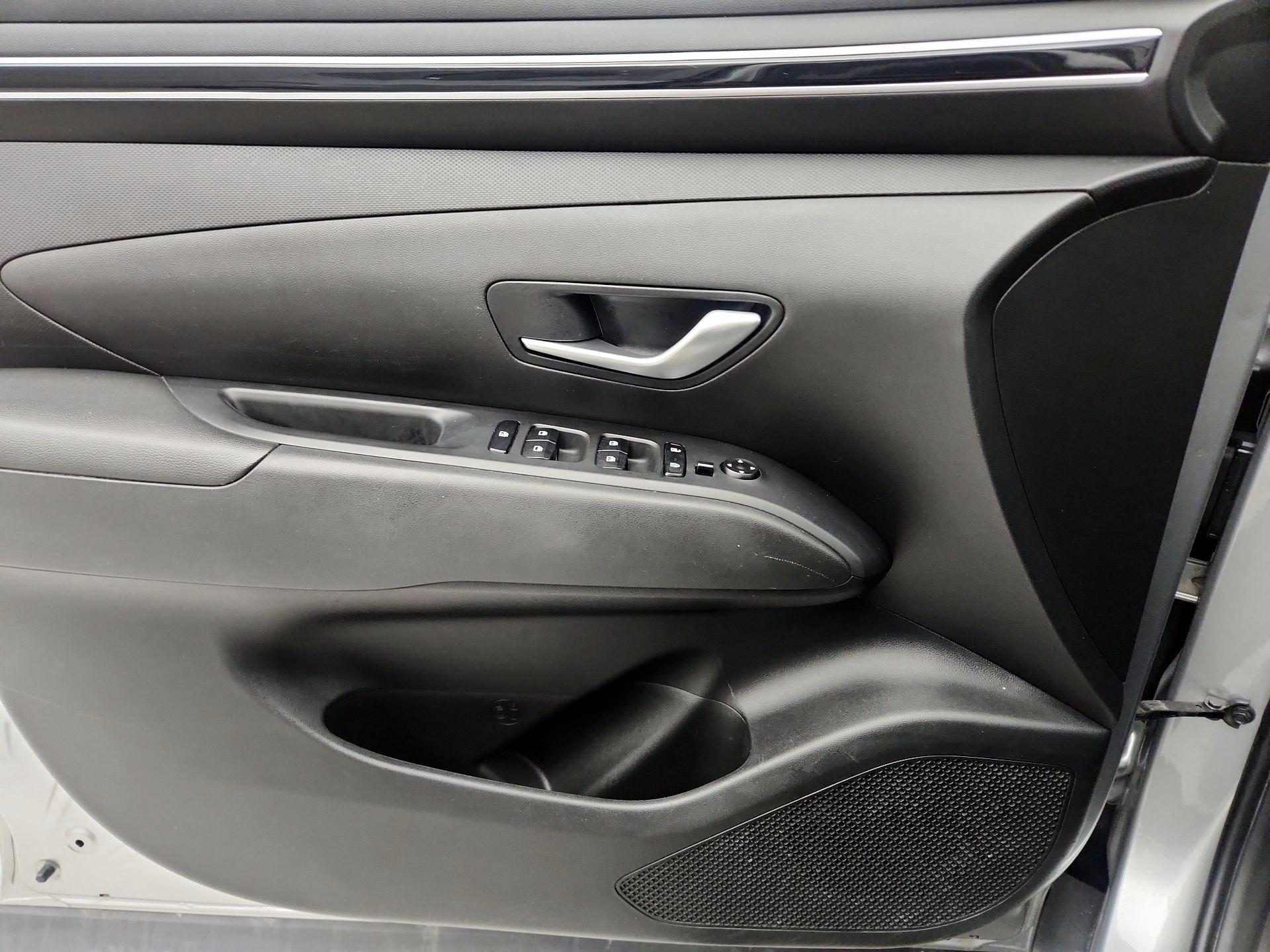 Thumbnail: 2023 Hyundai Tucson - 12