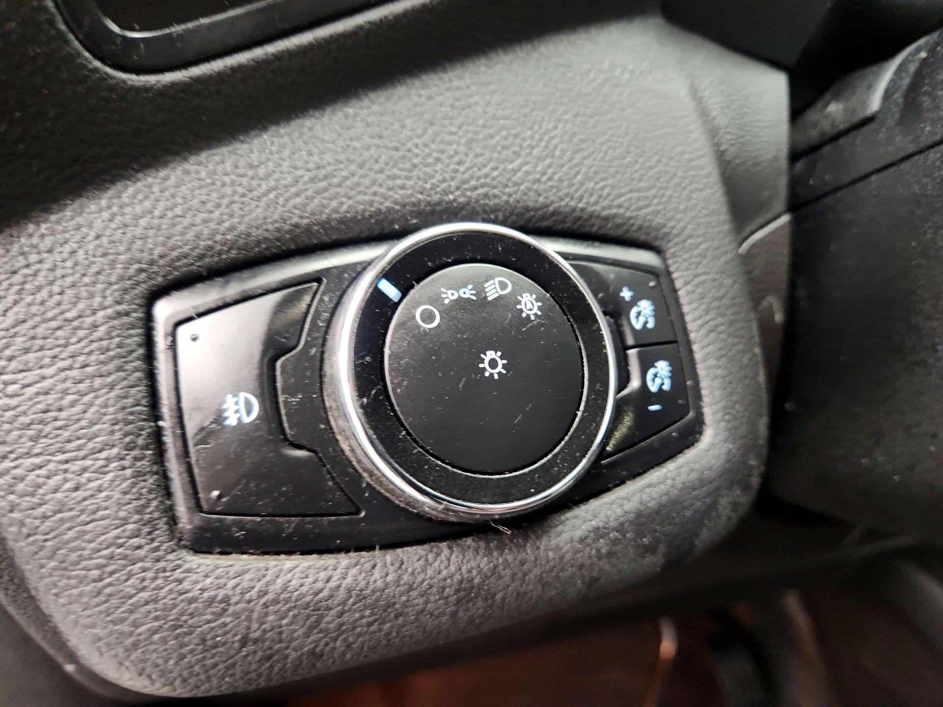 Thumbnail: 2014 Ford Escape - 13