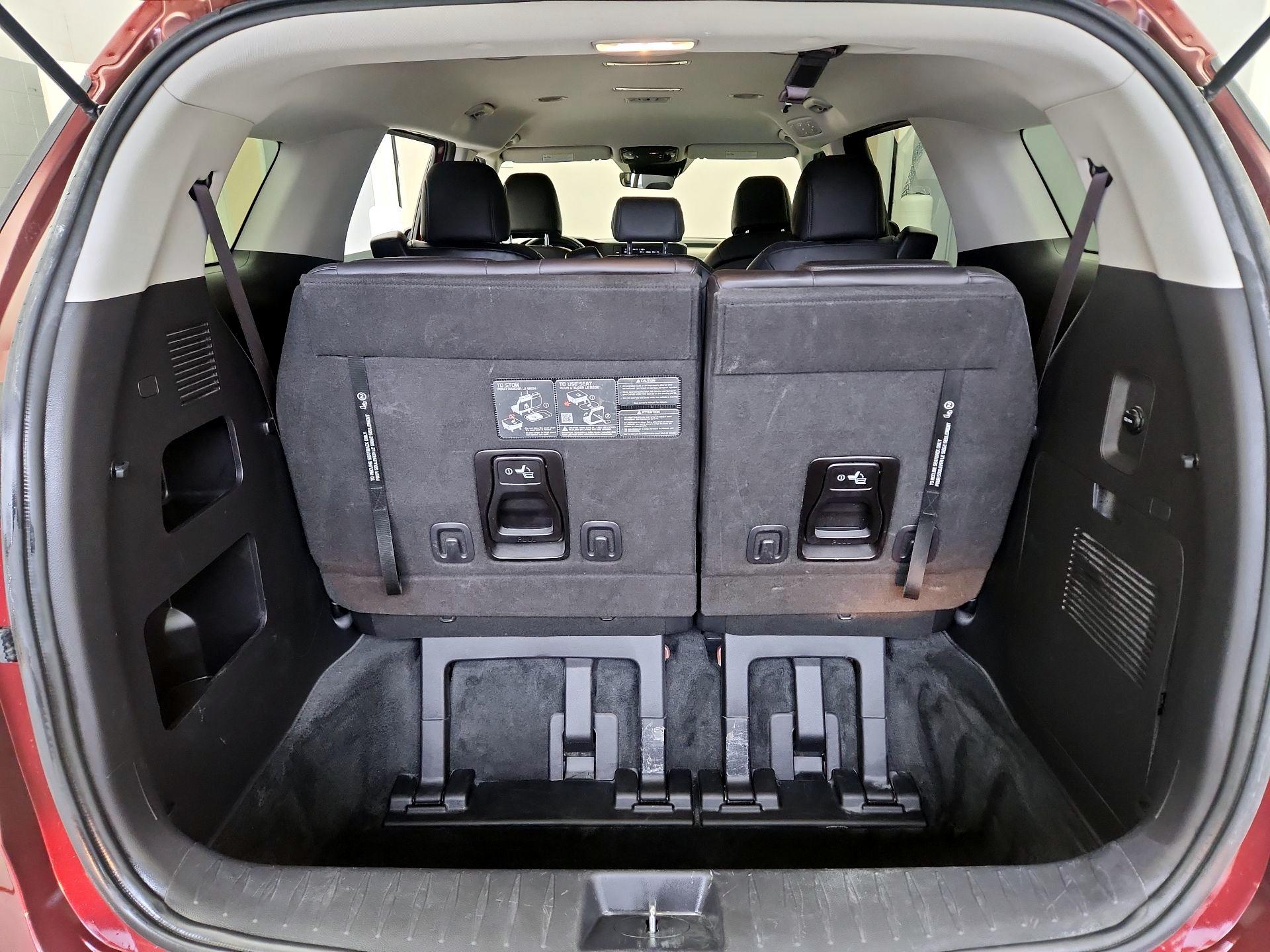 Thumbnail: 2024 Kia Carnival - 20