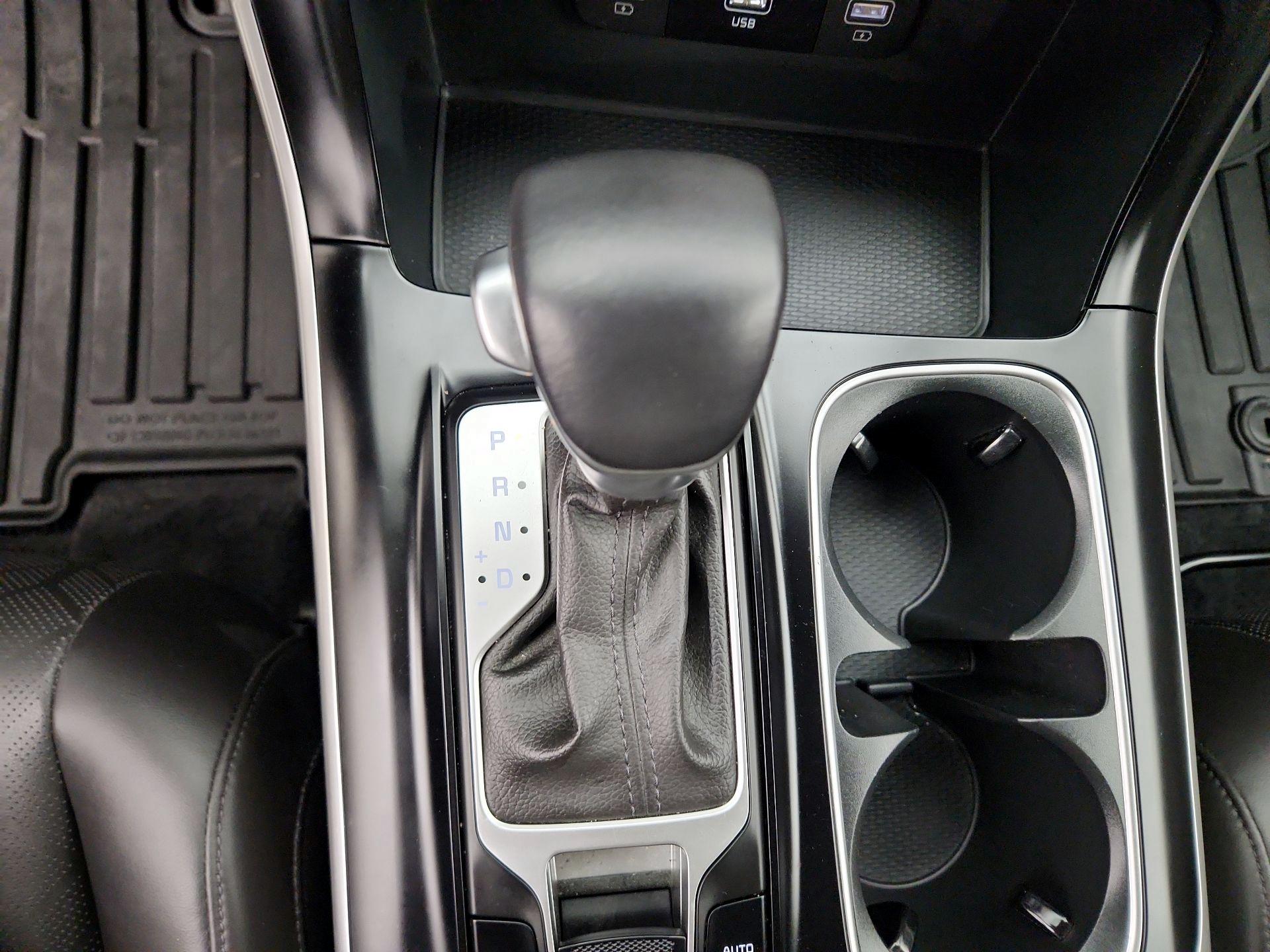 Thumbnail: 2024 Kia Carnival - 17