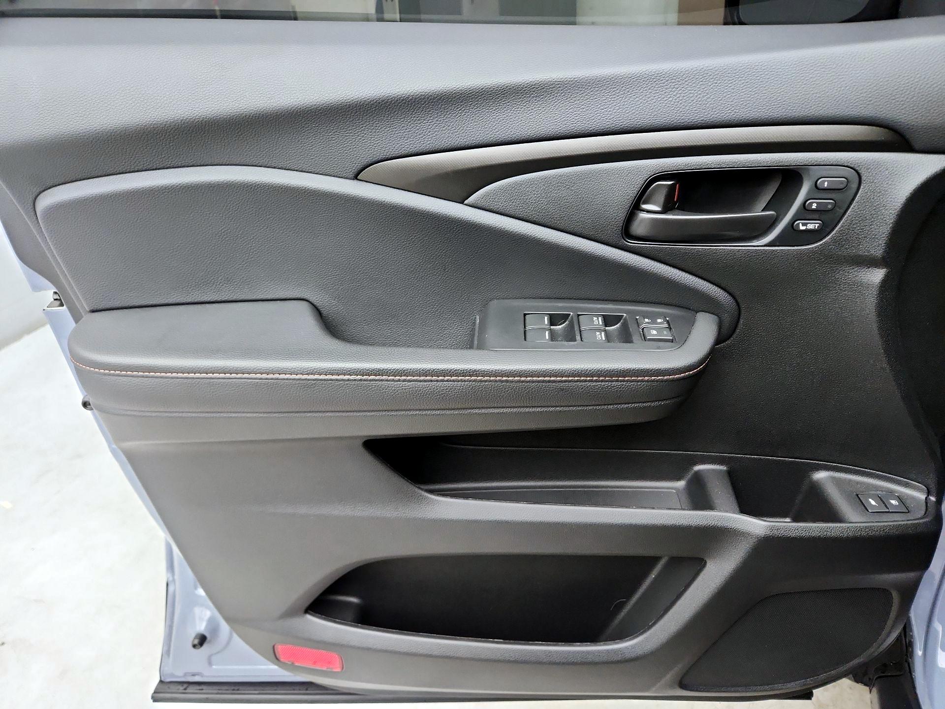 Thumbnail: 2024 Honda Passport - 12