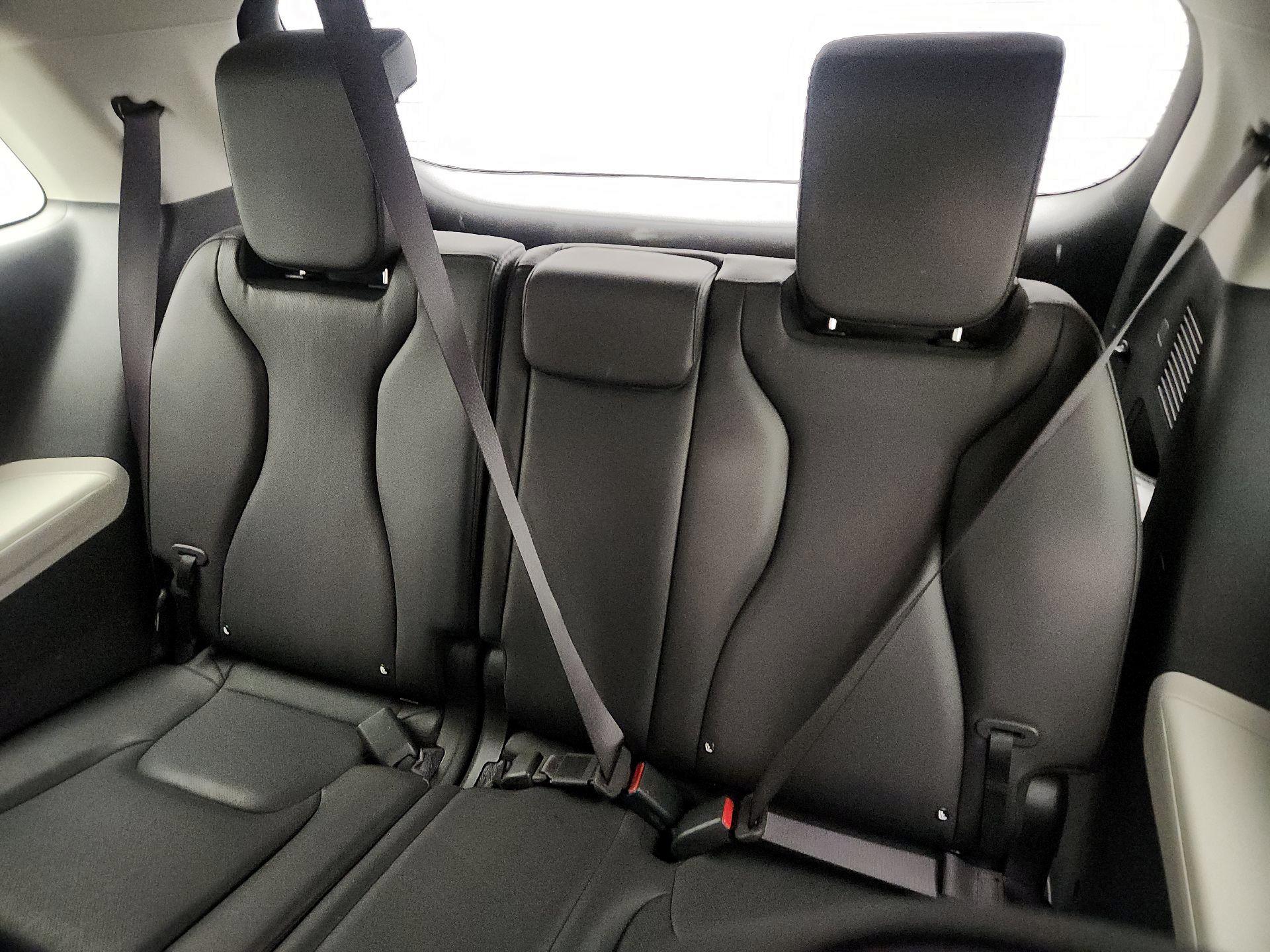 Thumbnail: 2024 Kia Carnival - 20