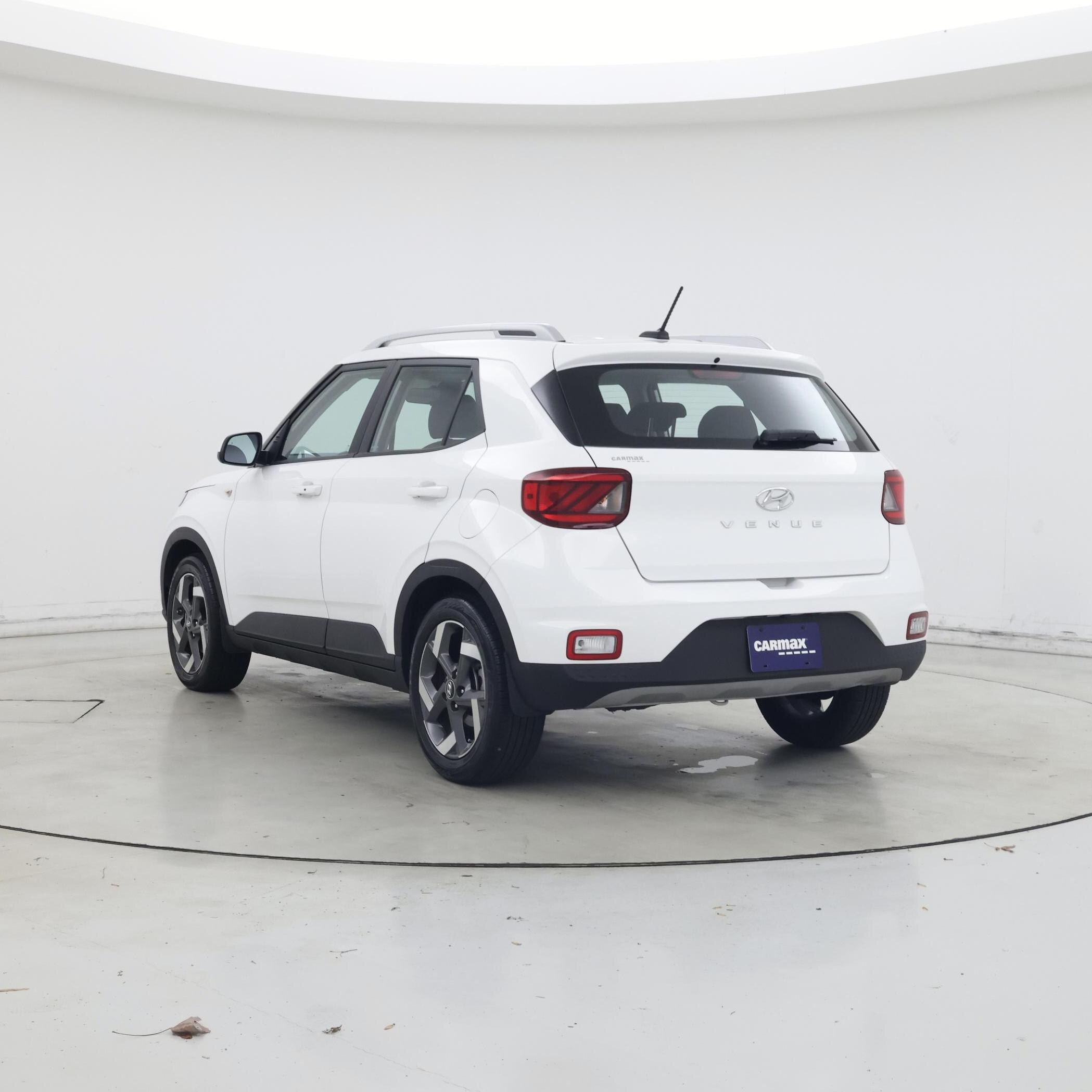 Thumbnail: 2024 Hyundai Venue - 2