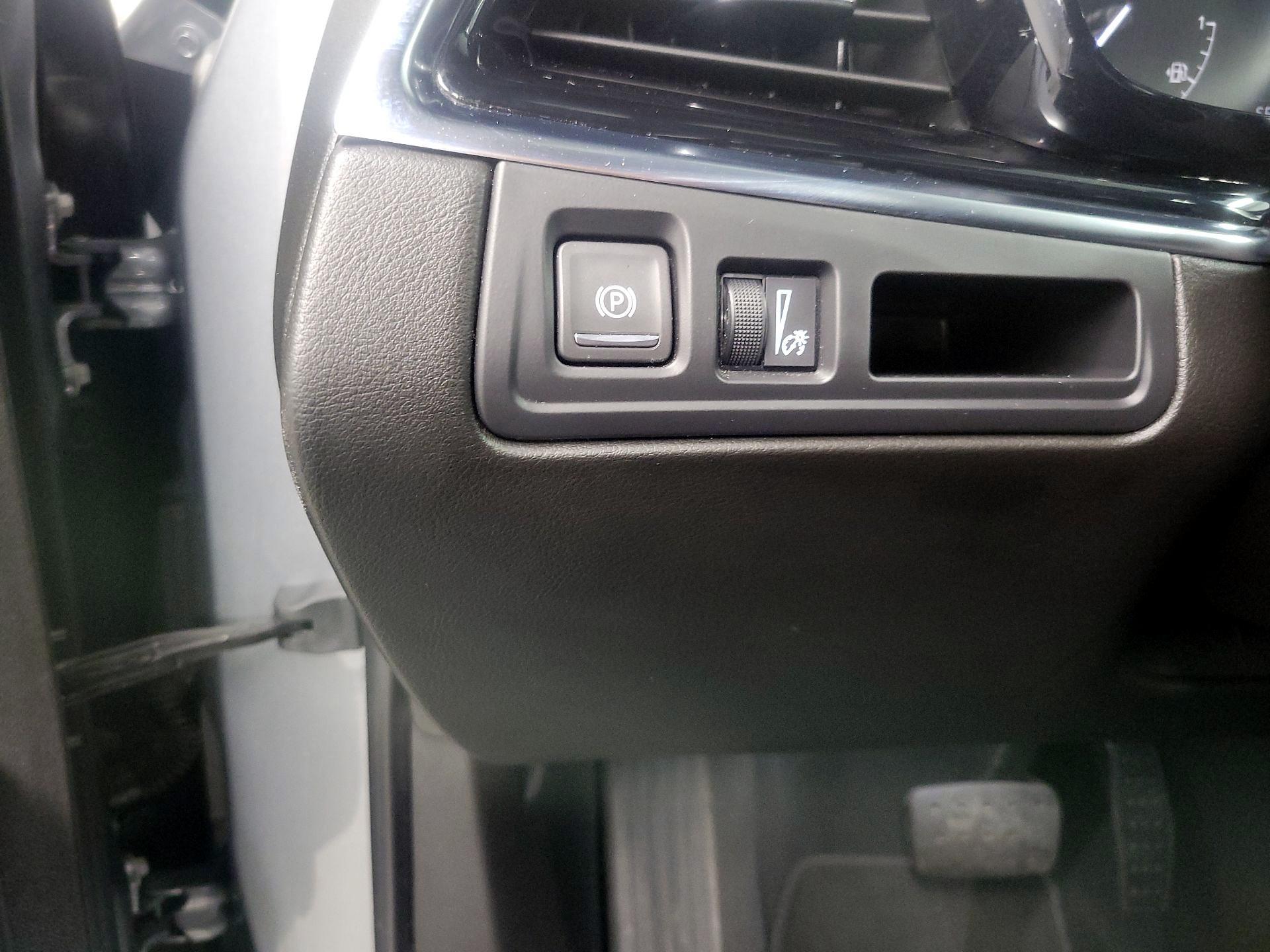 Thumbnail: 2025 Cadillac XT6 - 13