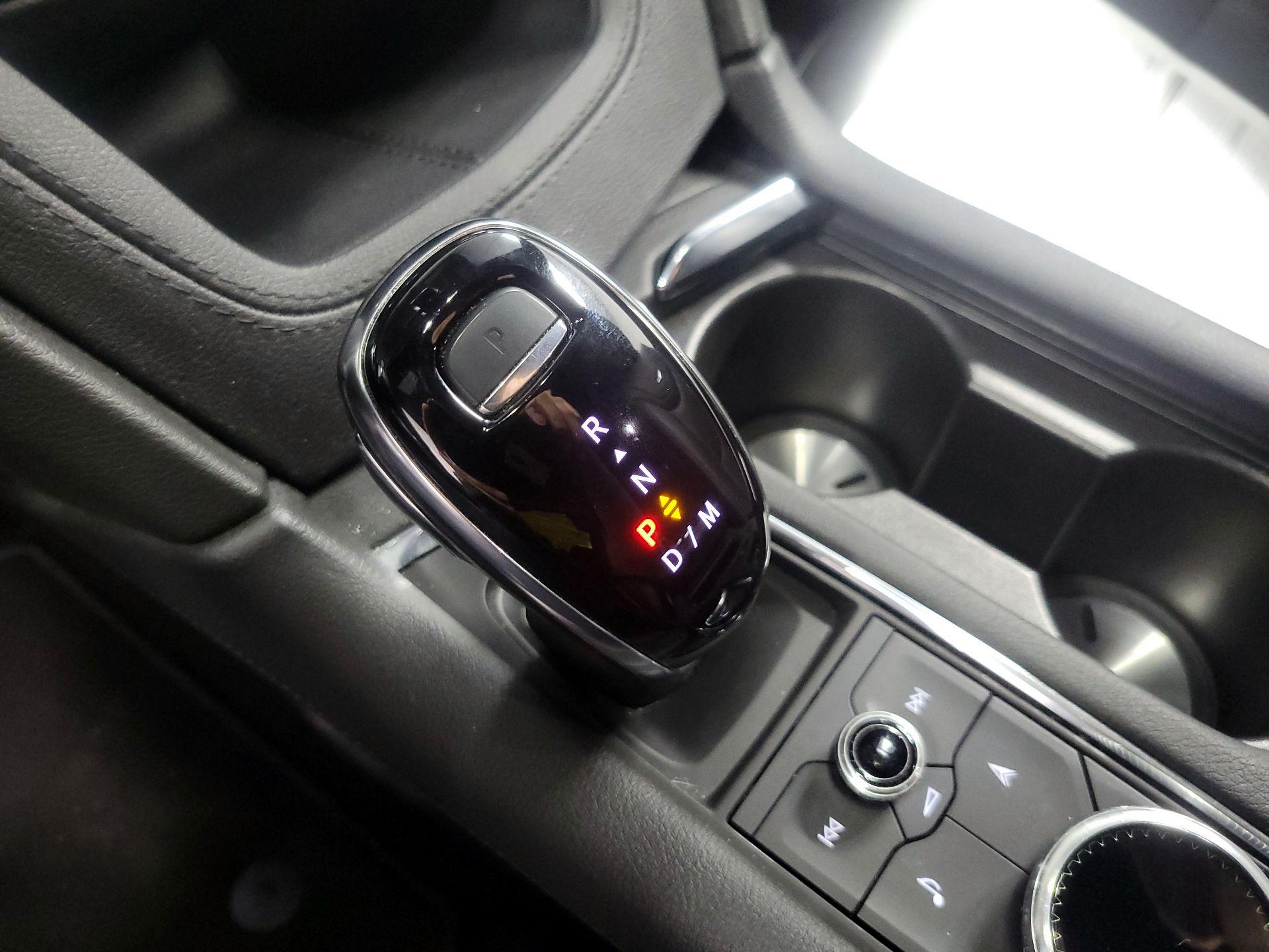 Thumbnail: 2025 Cadillac XT6 - 17