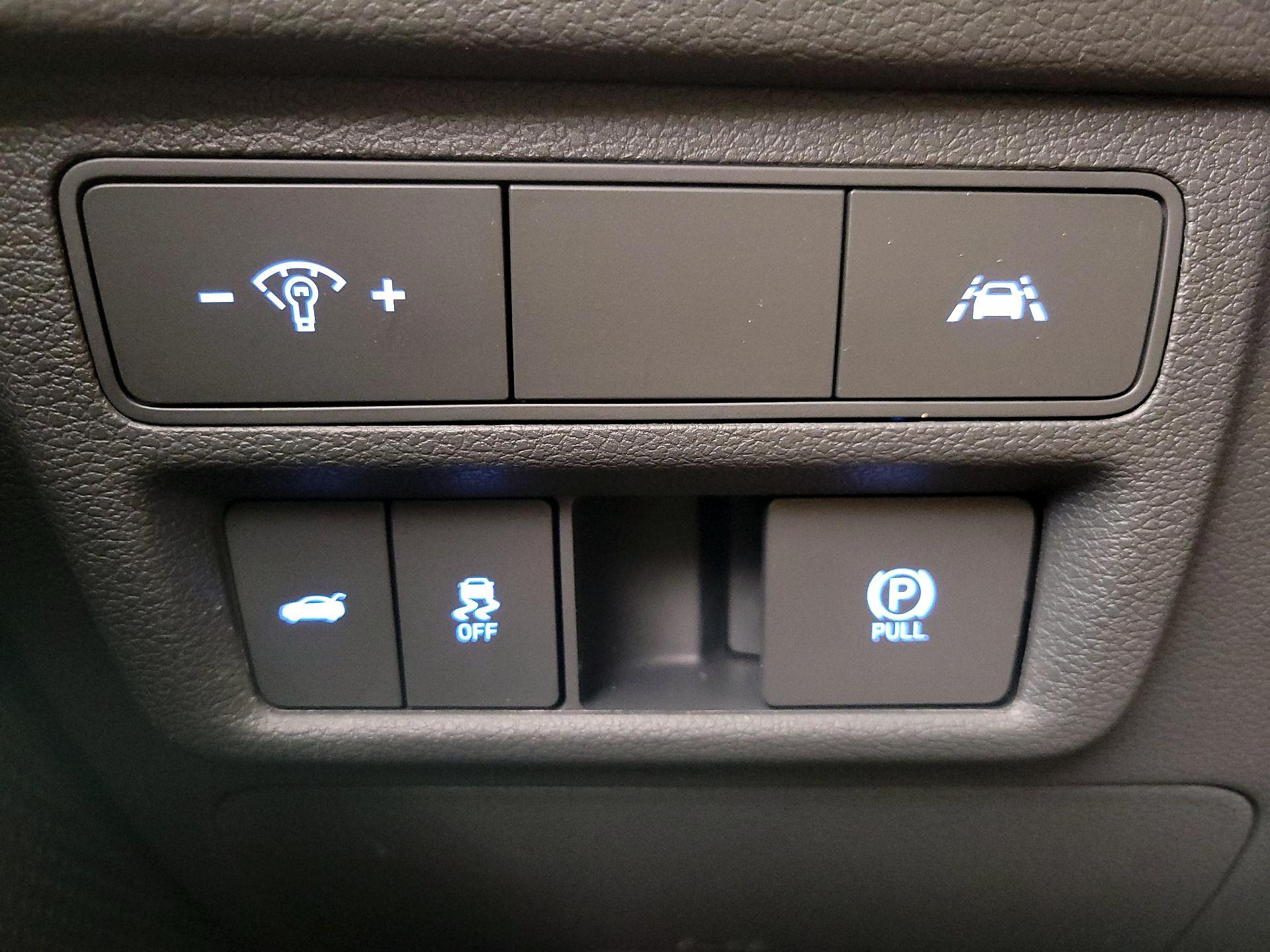 Thumbnail: 2022 Hyundai Sonata - 13