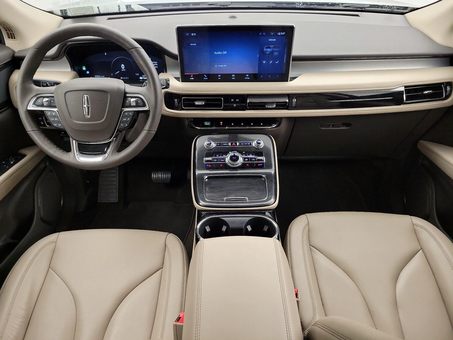 Thumbnail: 2022 Lincoln Nautilus - 9