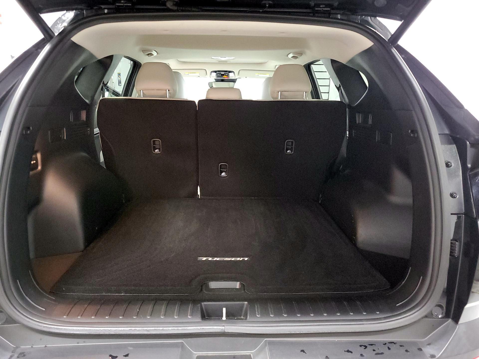 Thumbnail: 2023 Hyundai Tucson - 16