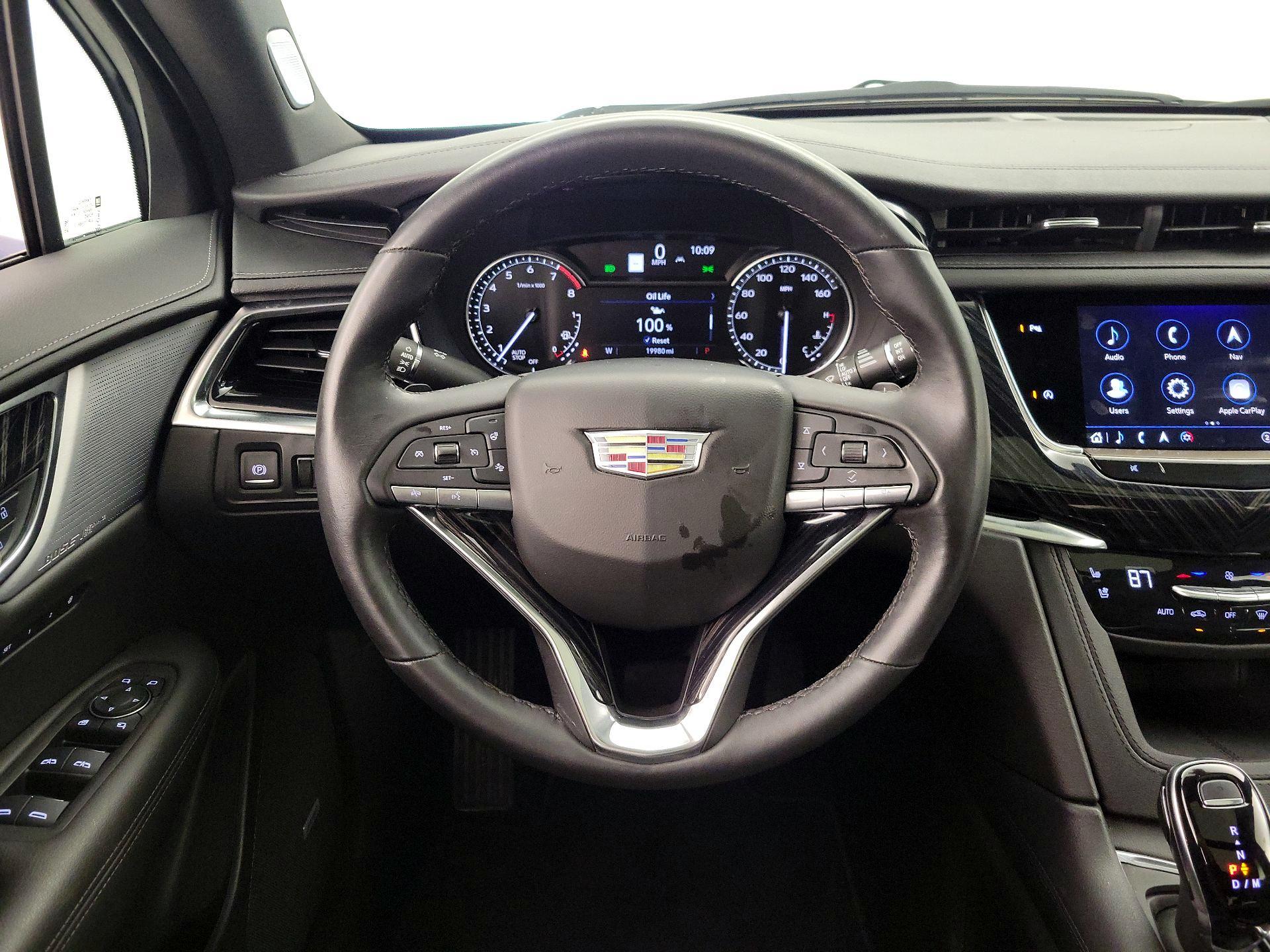 Thumbnail: 2025 Cadillac XT6 - 10