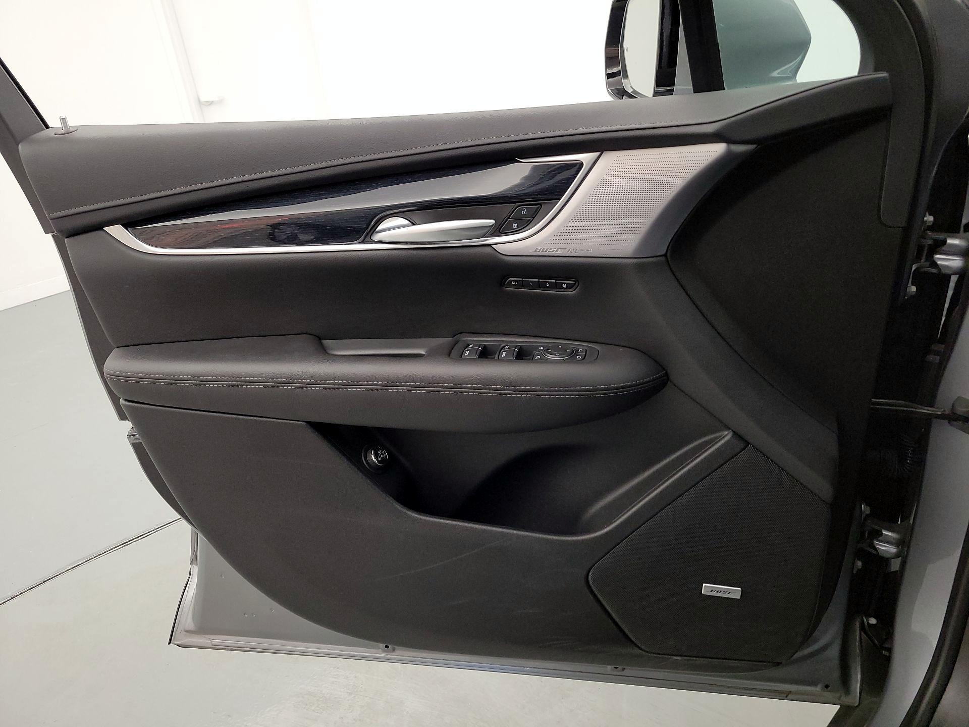 Thumbnail: 2025 Cadillac XT5 - 12