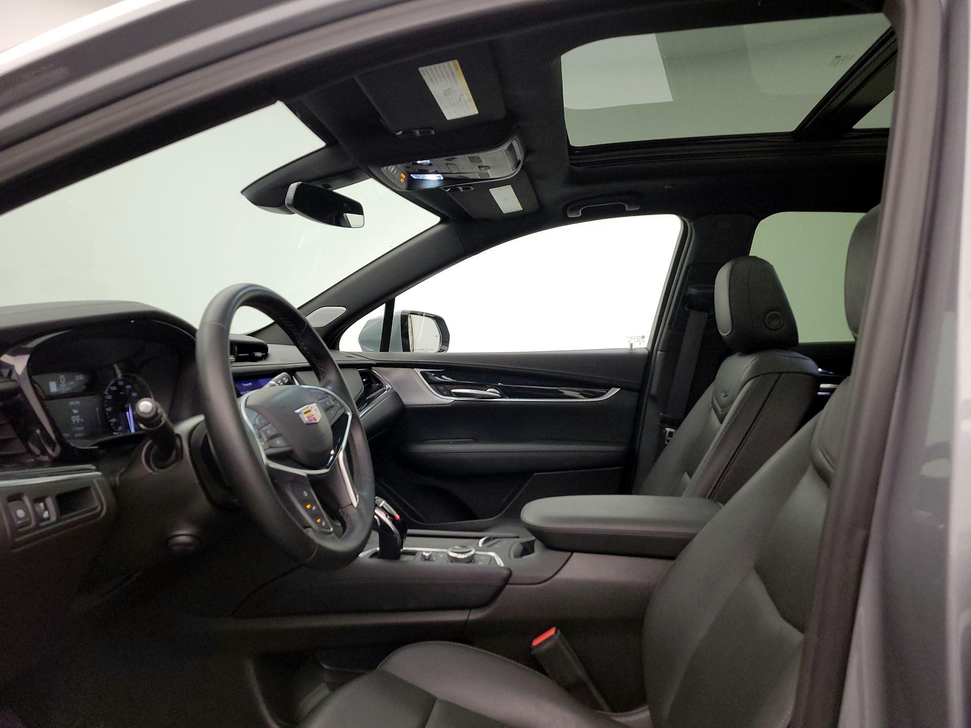 Thumbnail: 2025 Cadillac XT5 - 19