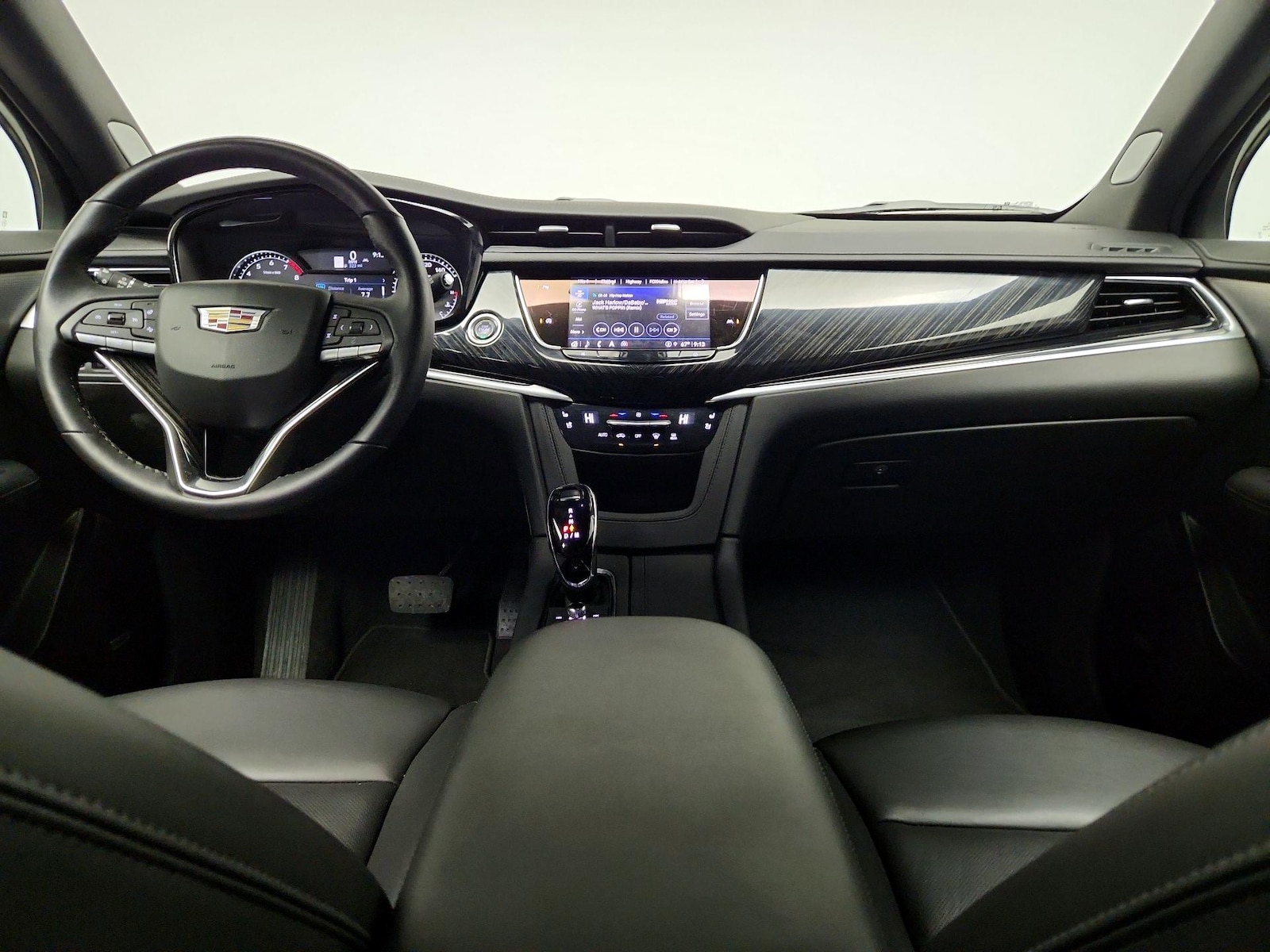 2025 Cadillac XT6 Premium Luxury - Photo 10