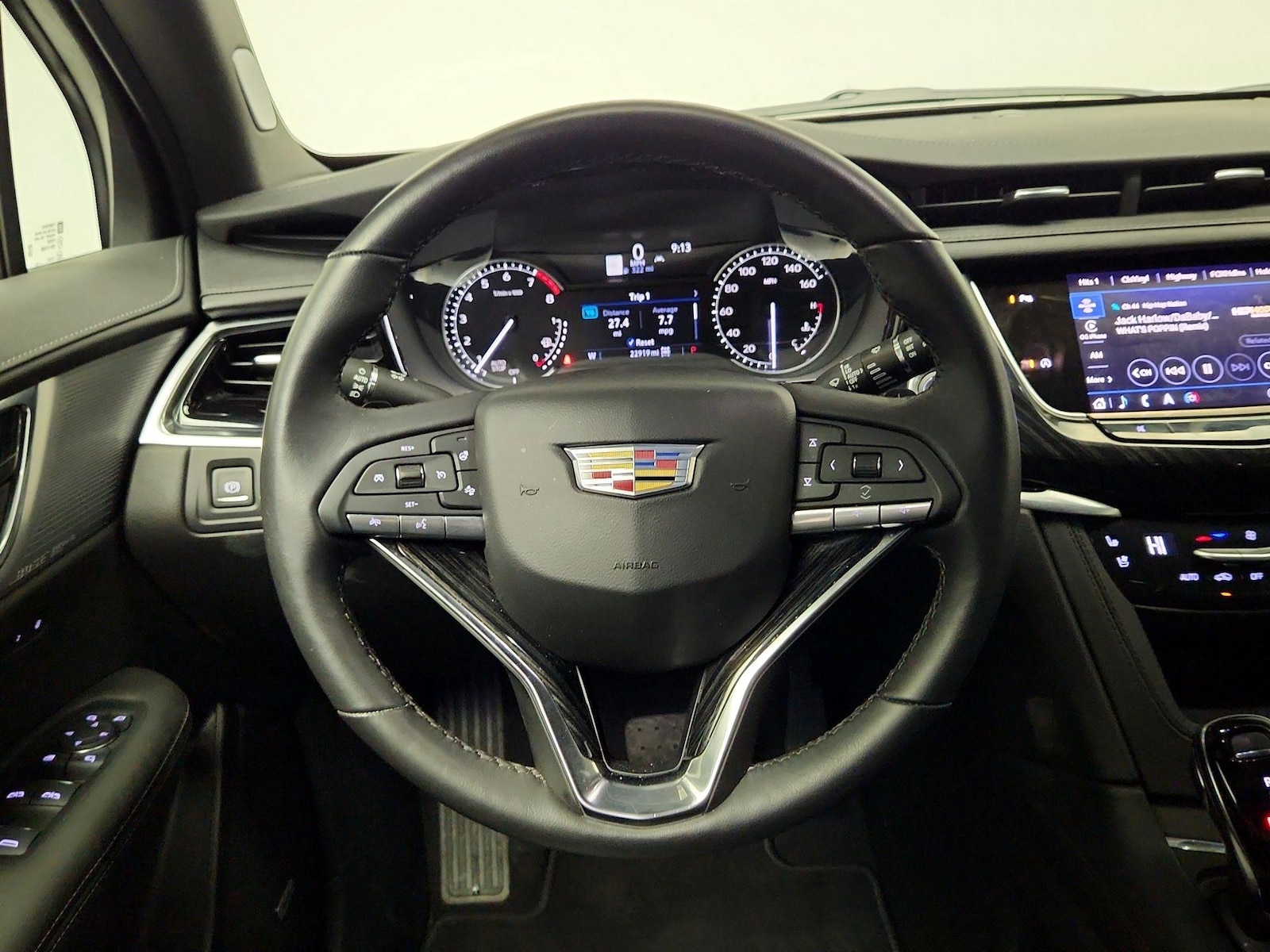 2025 Cadillac XT6 Premium Luxury - Photo 11
