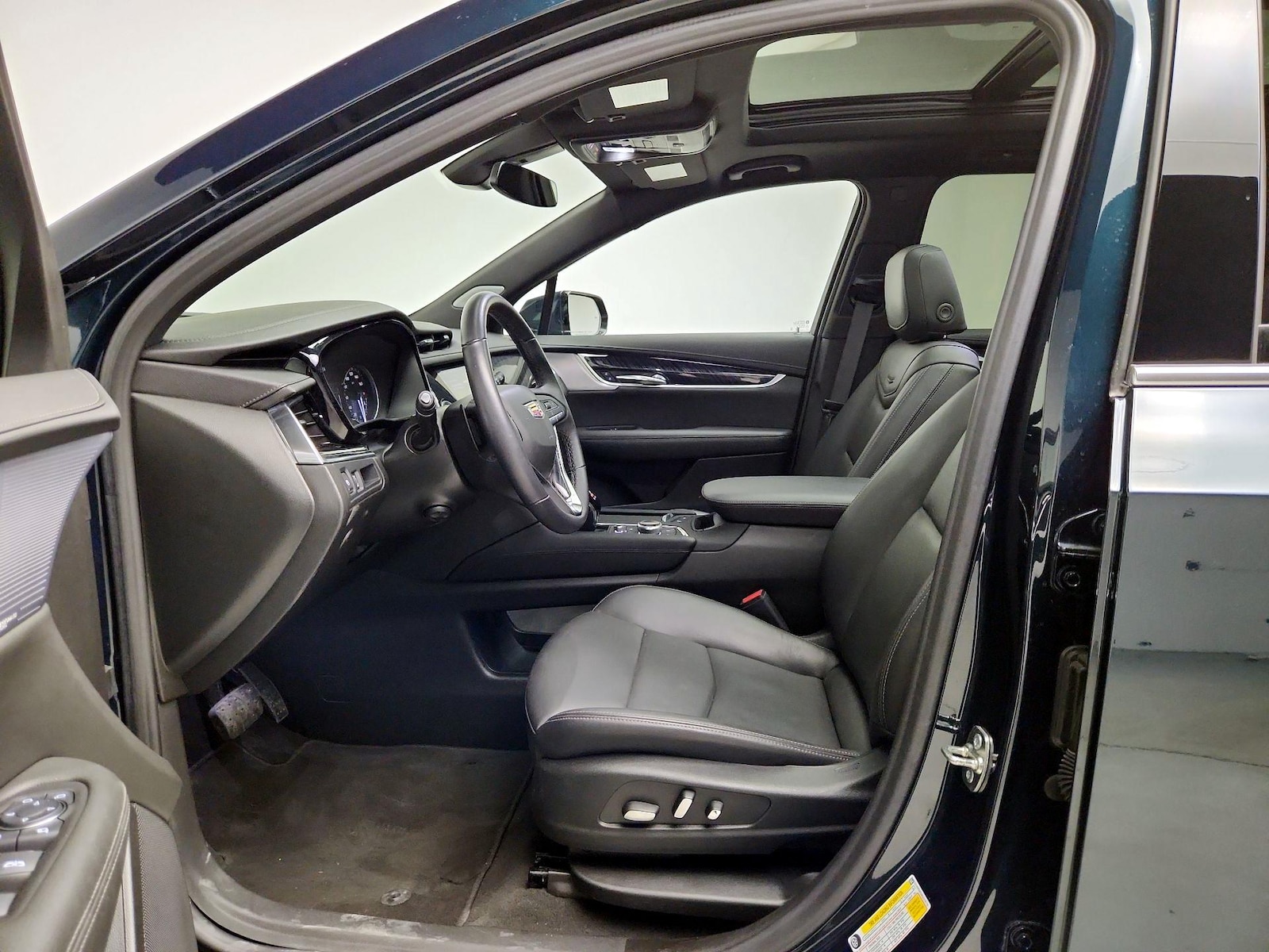 2025 Cadillac XT6 Premium Luxury - Photo 12