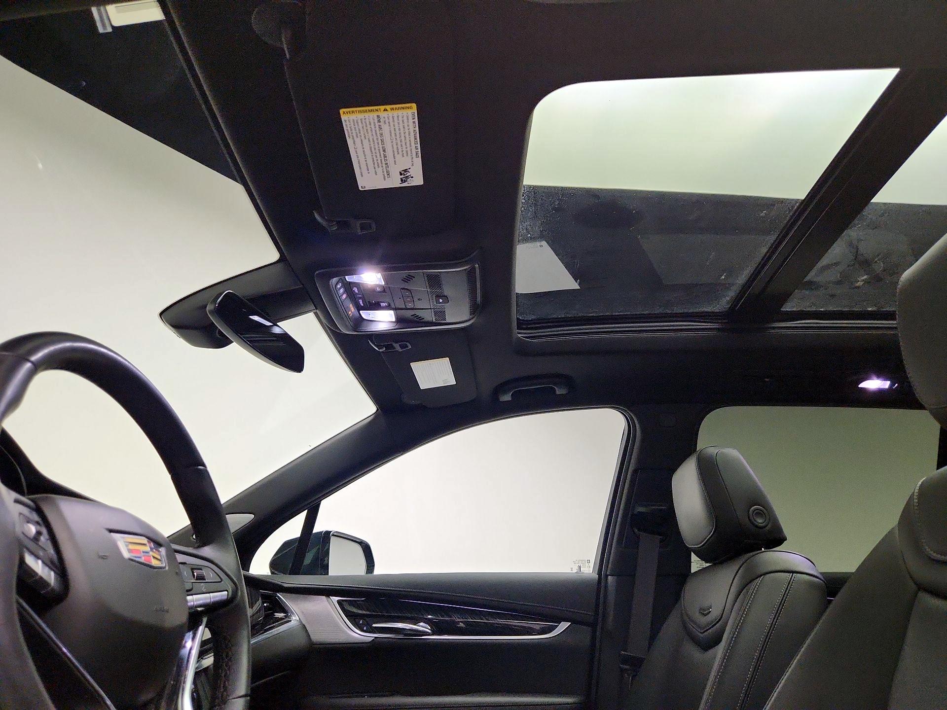 Thumbnail: 2025 Cadillac XT6 - 20