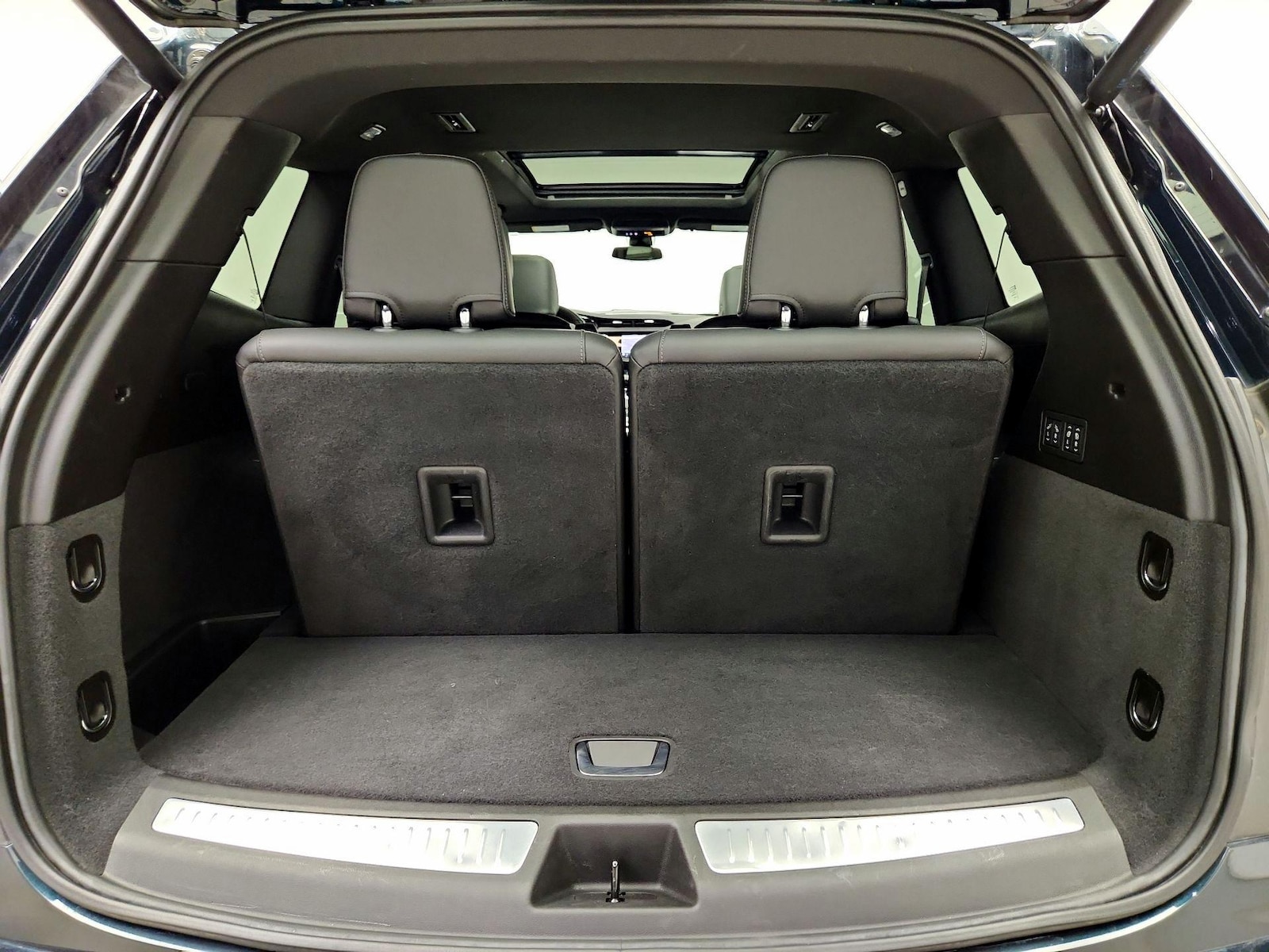2025 Cadillac XT6 Premium Luxury - Photo 24